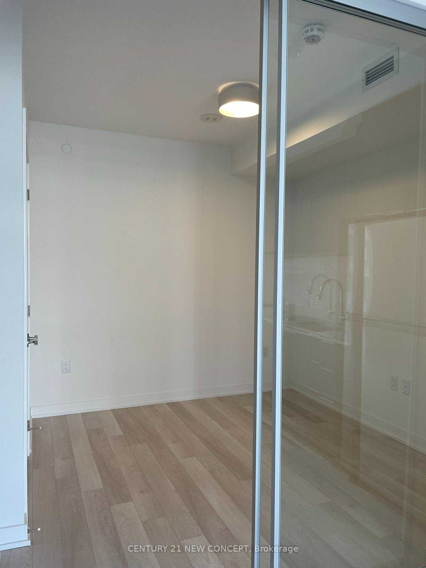 Photo 5 of Unit 2904, 357 King Street W, Toronto, Waterfront Communities — HOMEH