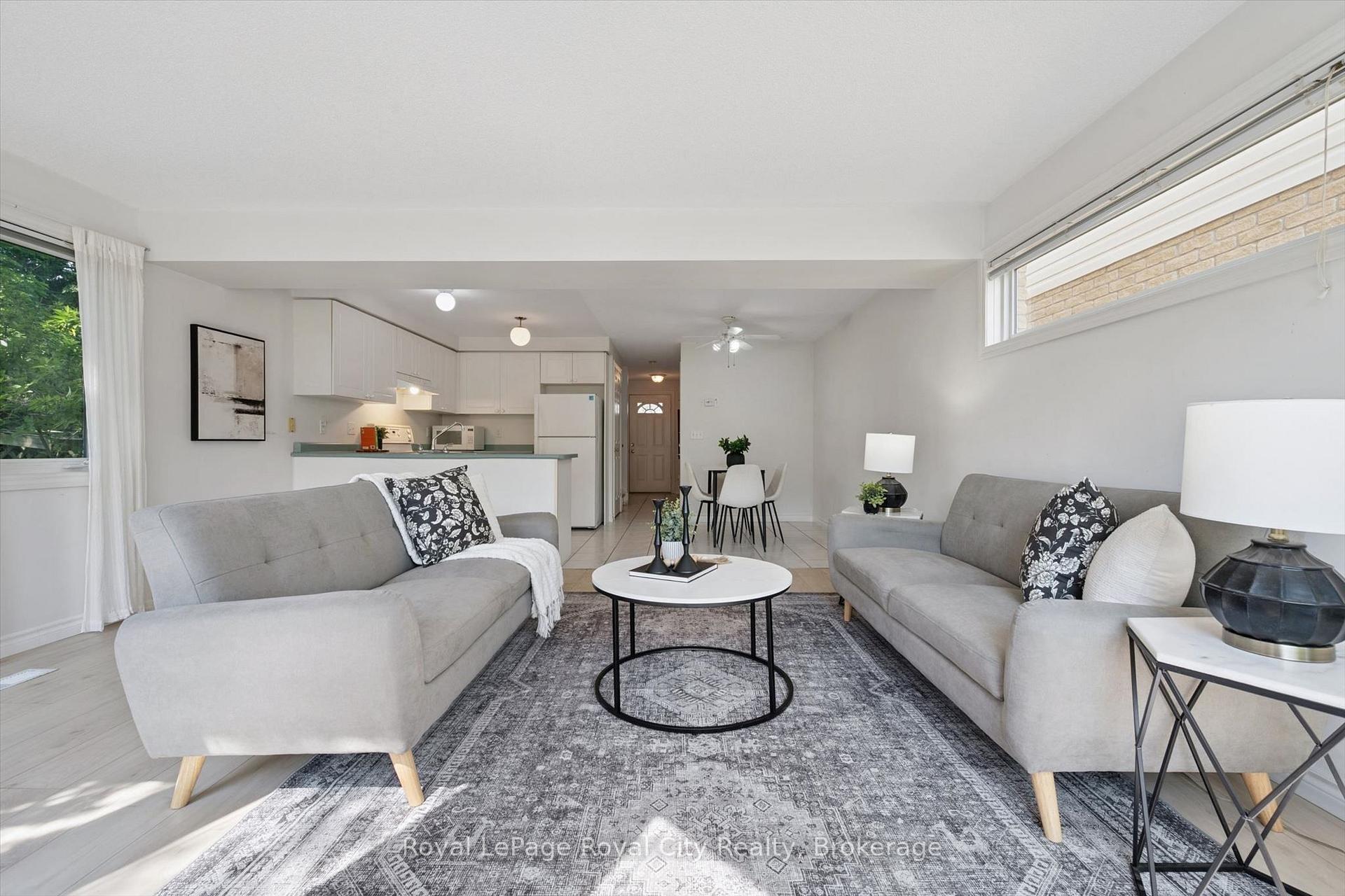 Photo 17 of 811 Edinburgh Road S, Guelph, Kortright West — HOMEH