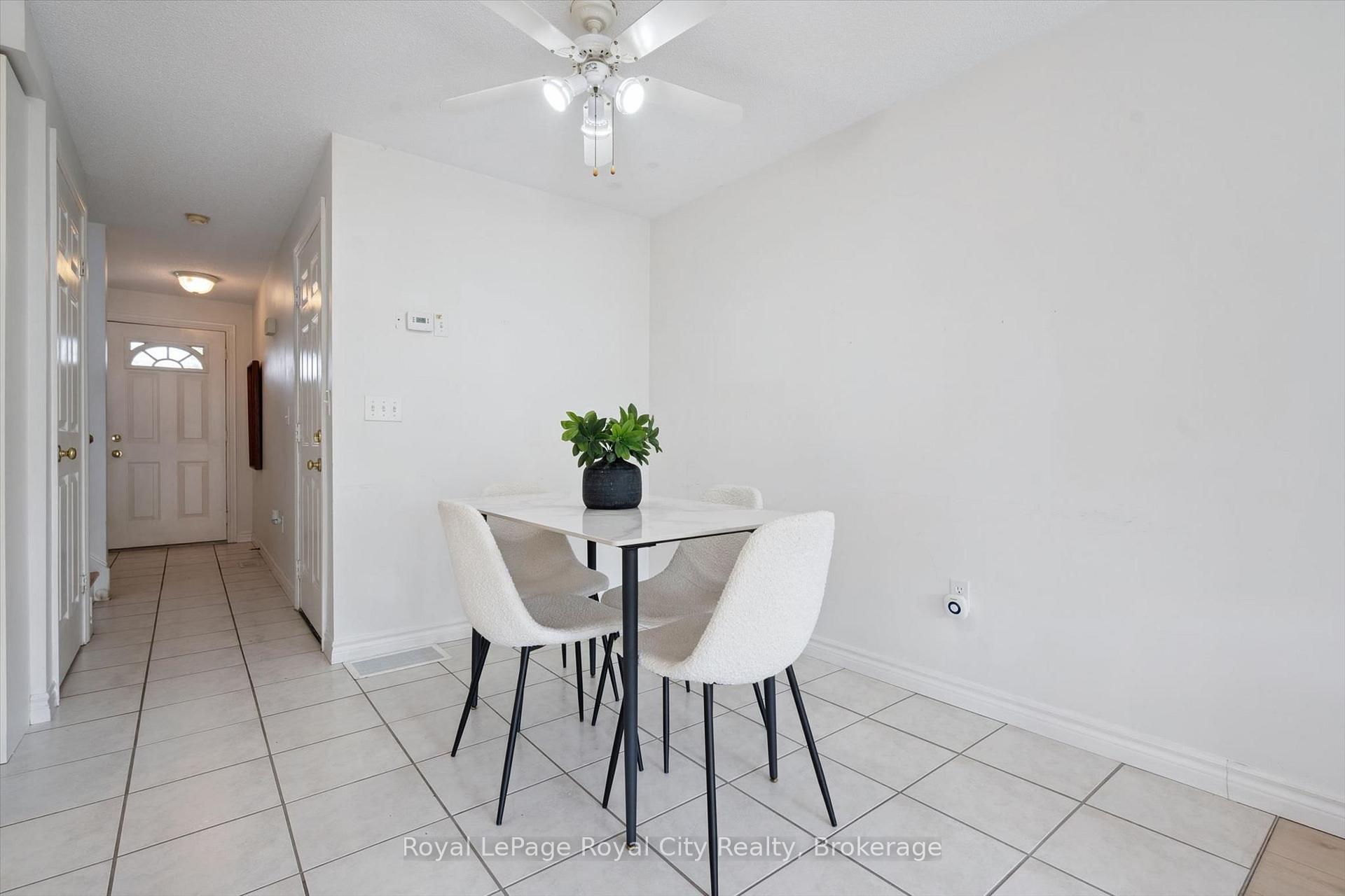 Photo 20 of 811 Edinburgh Road S, Guelph, Kortright West — HOMEH