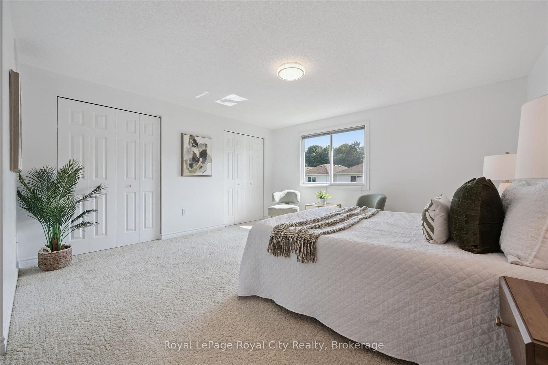 Photo 32 of 811 Edinburgh Road S, Guelph, Kortright West — HOMEH