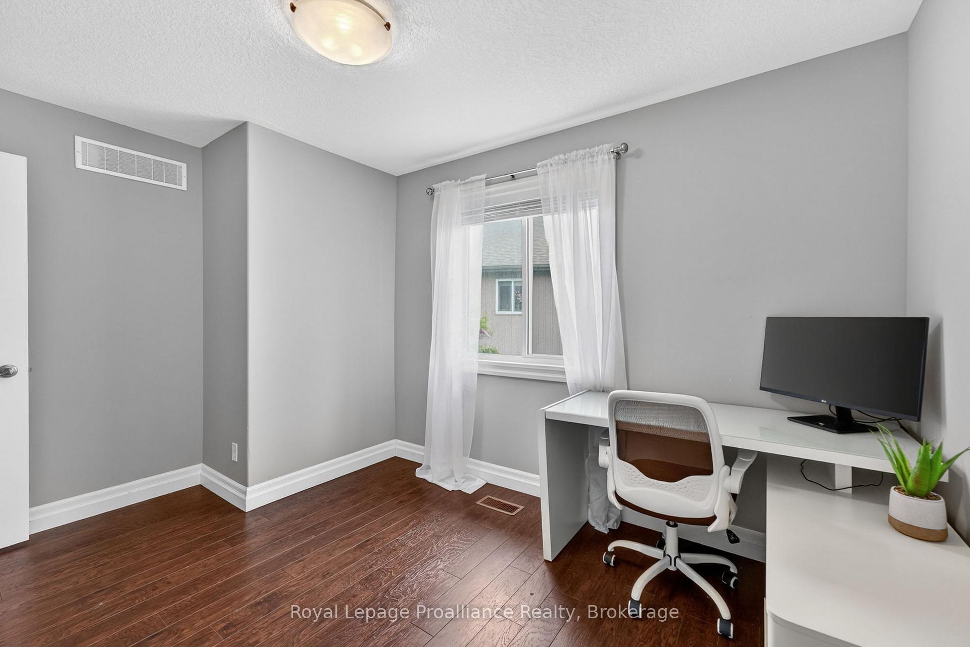Photo 16 of 32 Aspen Drive, Quinte West, Murray Ward — HOMEH