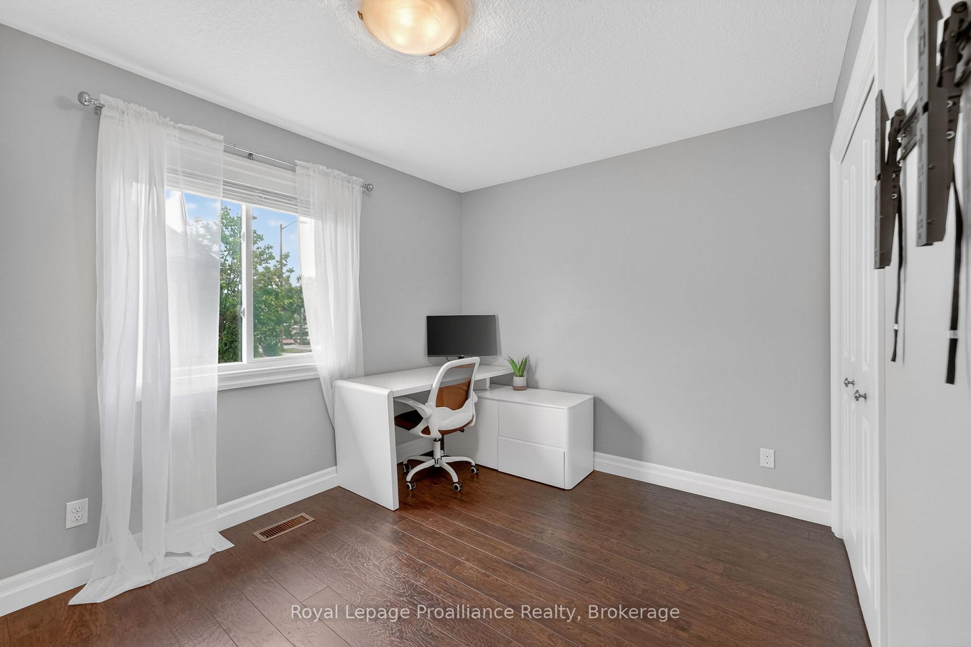 Photo 17 of 32 Aspen Drive, Quinte West, Murray Ward — HOMEH