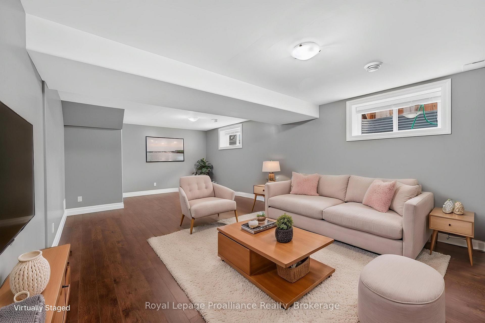 Photo 20 of 32 Aspen Drive, Quinte West, Murray Ward — HOMEH