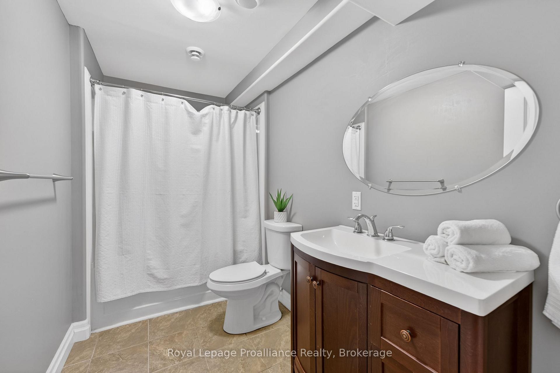 Photo 23 of 32 Aspen Drive, Quinte West, Murray Ward — HOMEH
