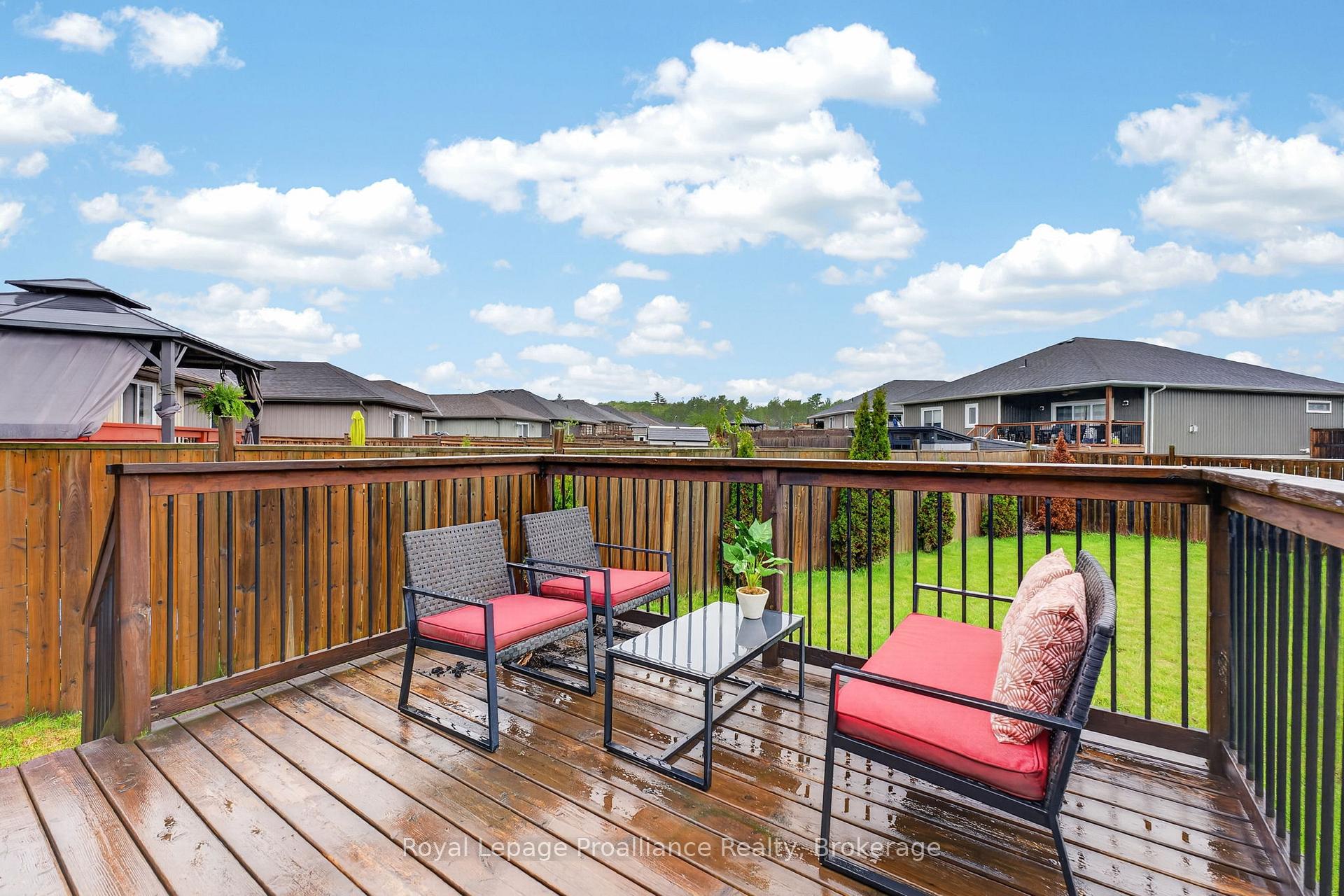 Photo 24 of 32 Aspen Drive, Quinte West, Murray Ward — HOMEH