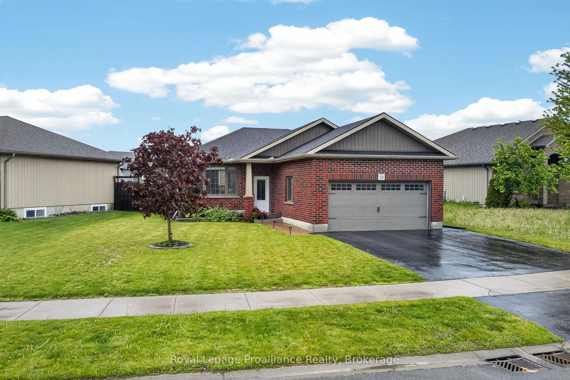 Photo 27 of 32 Aspen Drive, Quinte West, Murray Ward — HOMEH