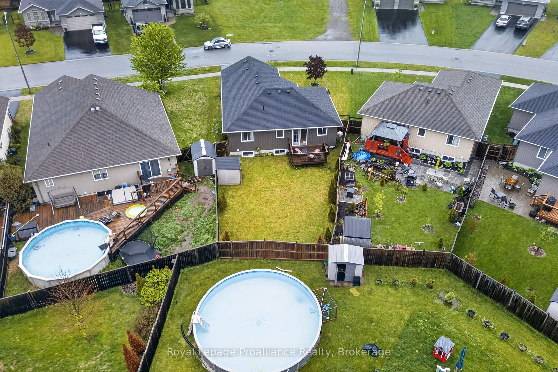 Photo 29 of 32 Aspen Drive, Quinte West, Murray Ward — HOMEH