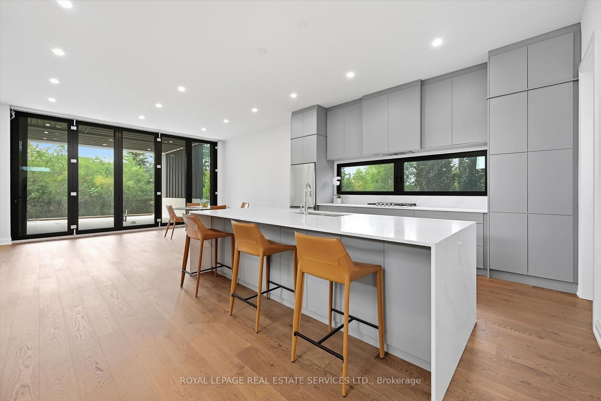Photo 14 of 36 Windemere Road, Hamilton, Winona Park — HOMEH