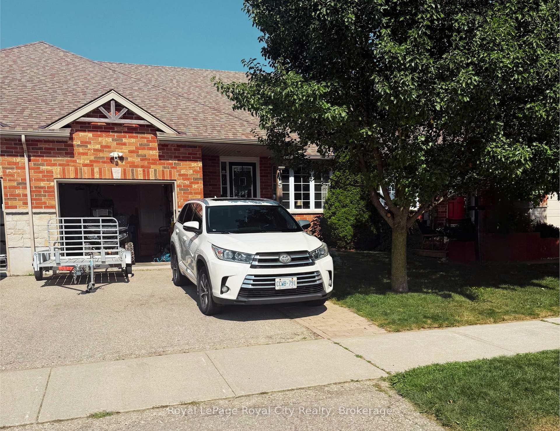 Photo 3 of 105 Spencer Drive, Centre Wellington, Elora/Salem — HOMEH