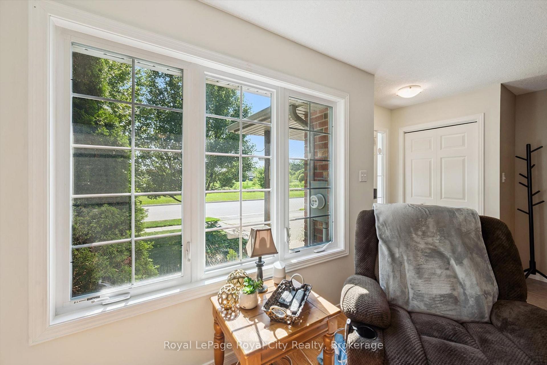 Photo 5 of 105 Spencer Drive, Centre Wellington, Elora/Salem — HOMEH