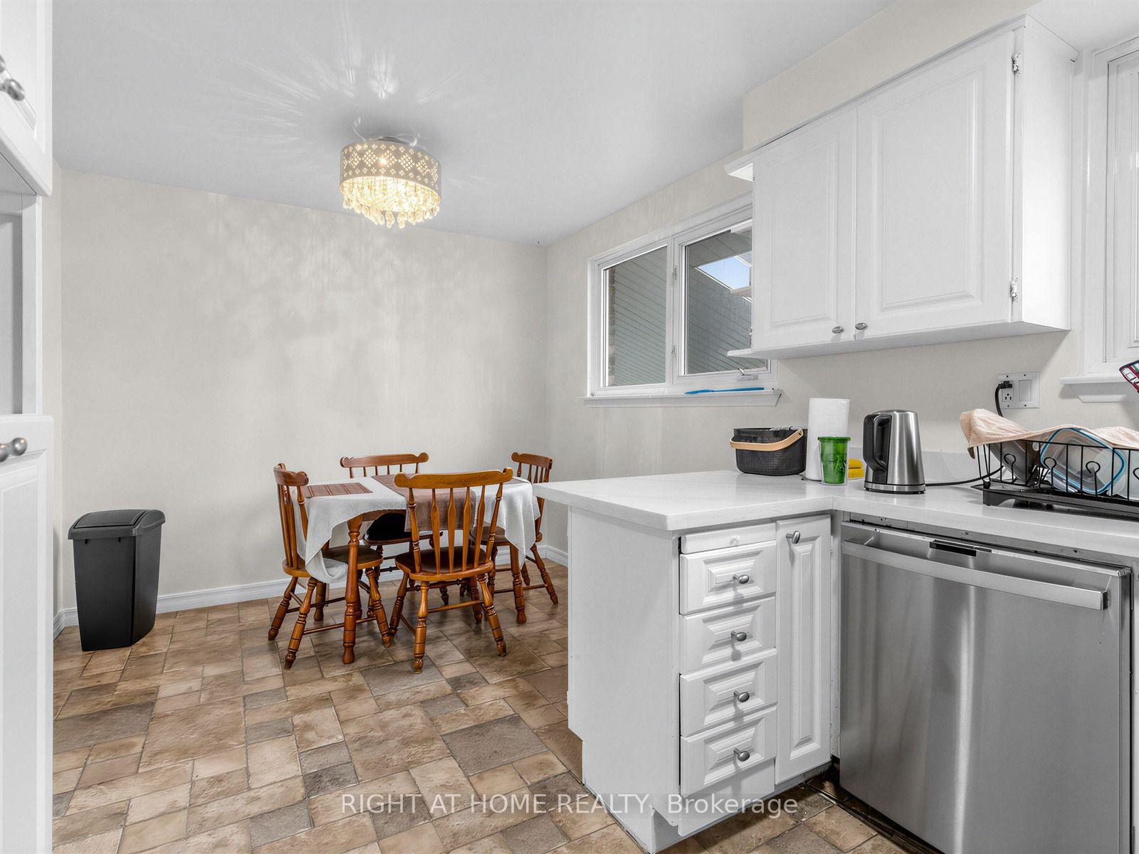 Photo 12 of 346 Lorindale Drive, Oshawa, Donevan — HOMEH