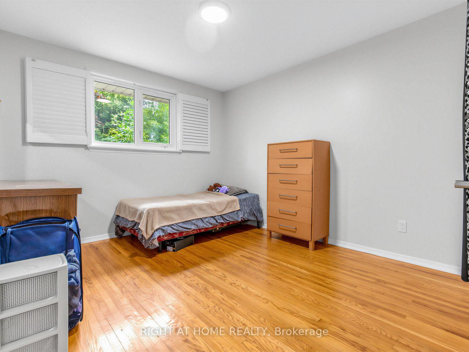 Photo 19 of 346 Lorindale Drive, Oshawa, Donevan — HOMEH