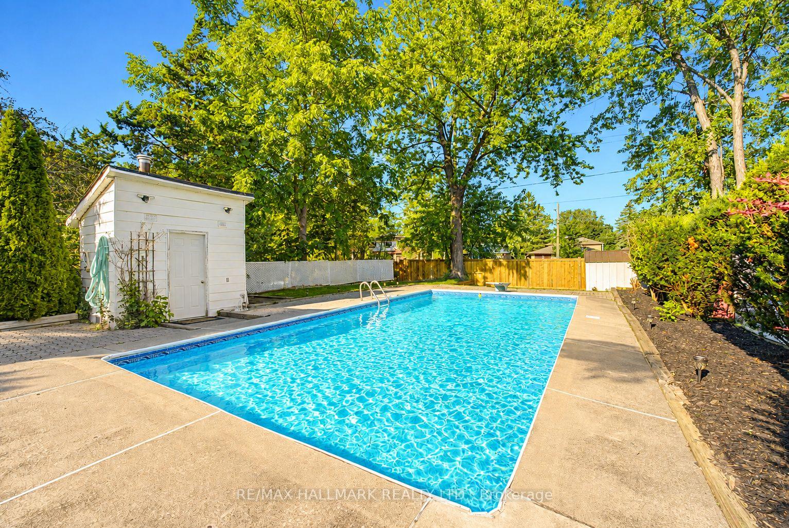 Photo 23 of 117 Clappison Boulevard, Scarborough, Centennial Scarborough — HOMEH