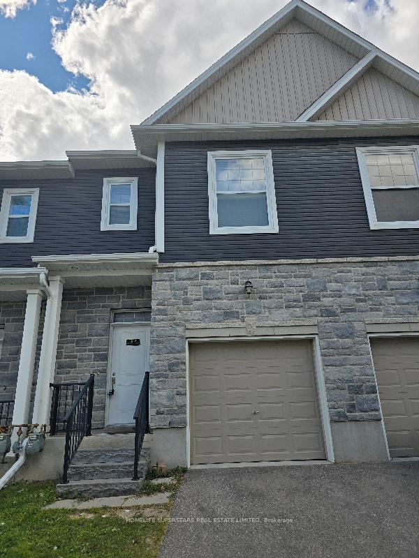 Front of Unit 2A, 439 Athlone Avenue