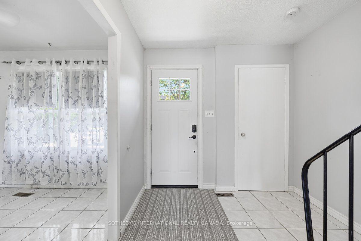 Photo 1 of Unit 34, 120 Falconer Drive, Mississauga, Streetsville — HOMEH