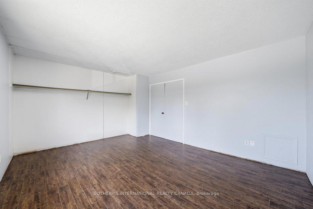 Photo 12 of Unit 34, 120 Falconer Drive, Mississauga, Streetsville — HOMEH