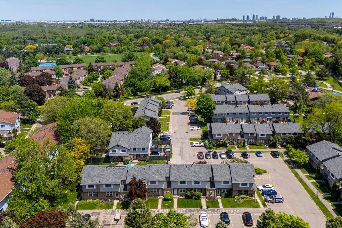 Photo 18 of Unit 34, 120 Falconer Drive, Mississauga, Streetsville — HOMEH