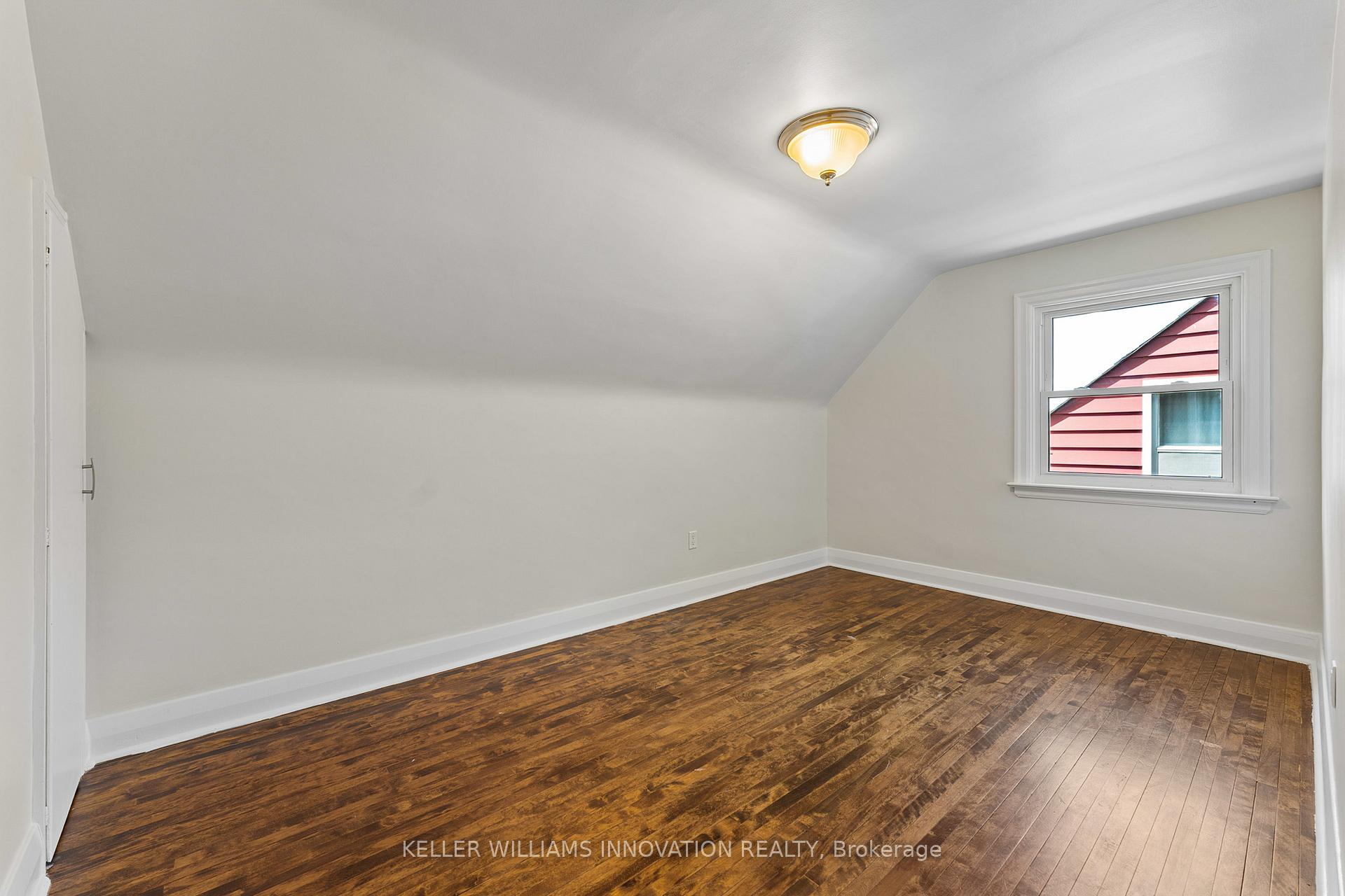 Photo 24 of 580 Weber Street E, Kitchener, King East — HOMEH