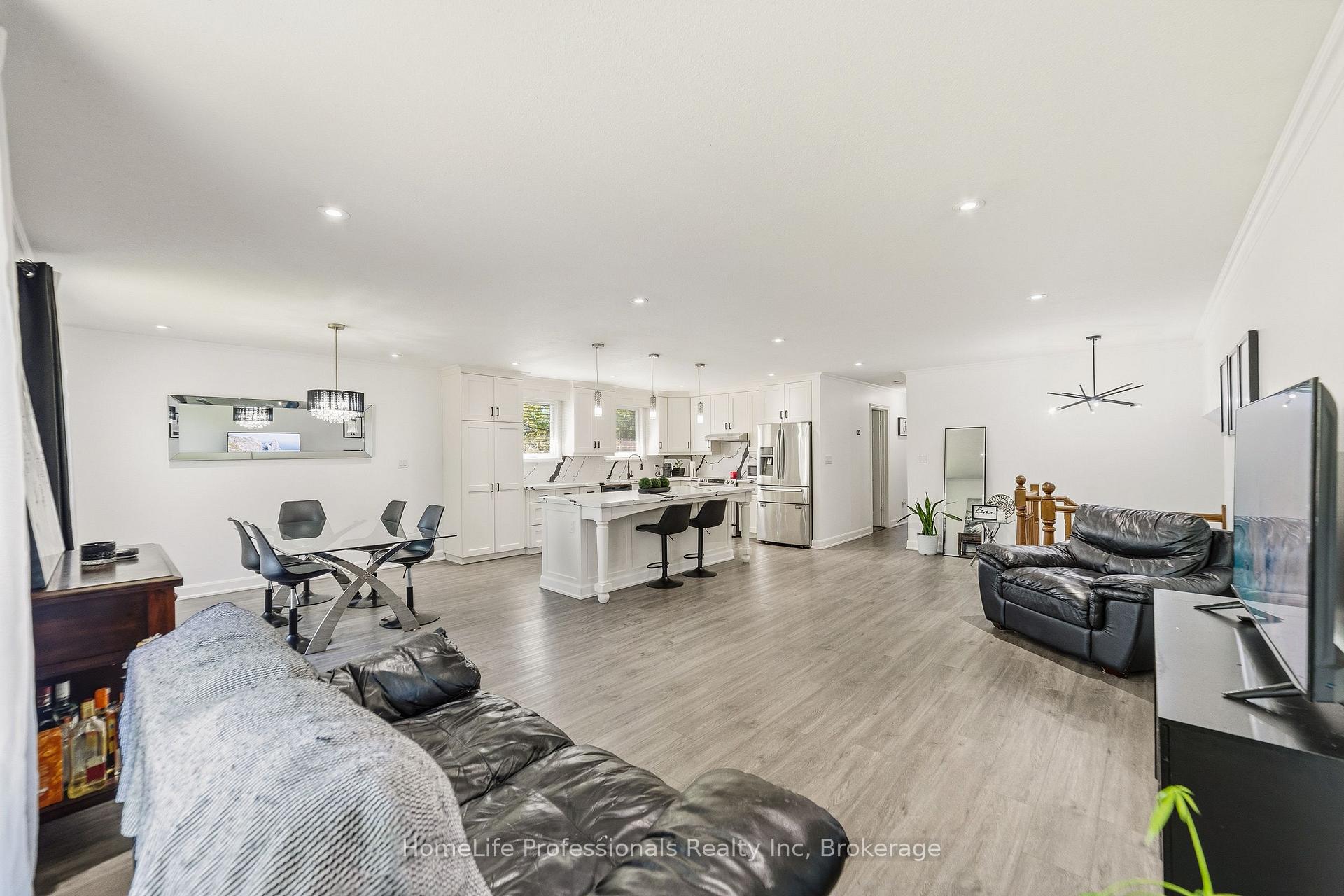 Photo 7 of 4 Ravine Crescent, Haldimand — HOMEH