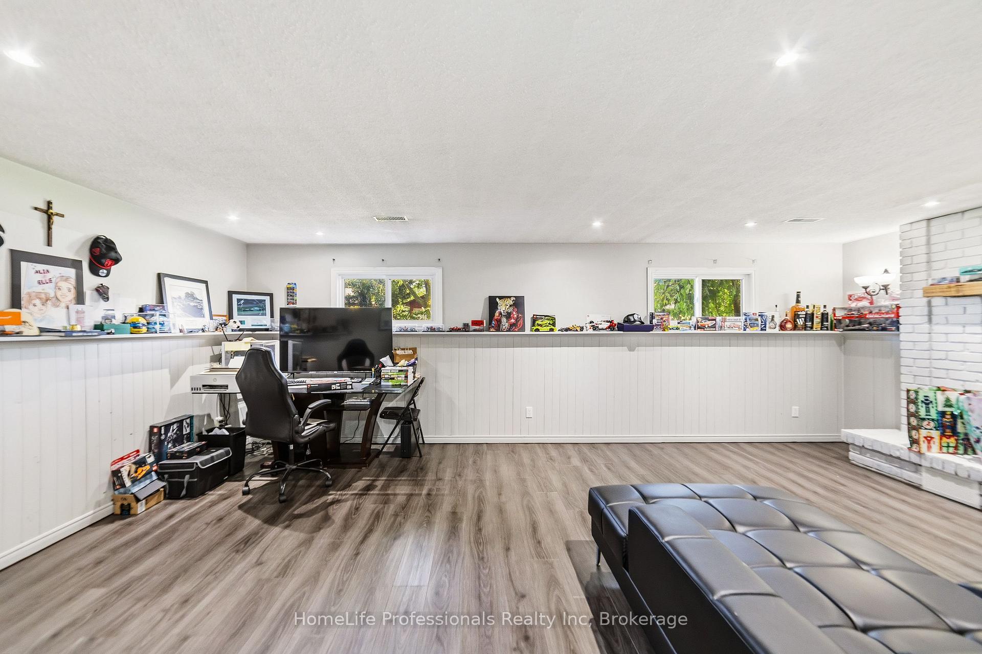Photo 23 of 4 Ravine Crescent, Haldimand — HOMEH