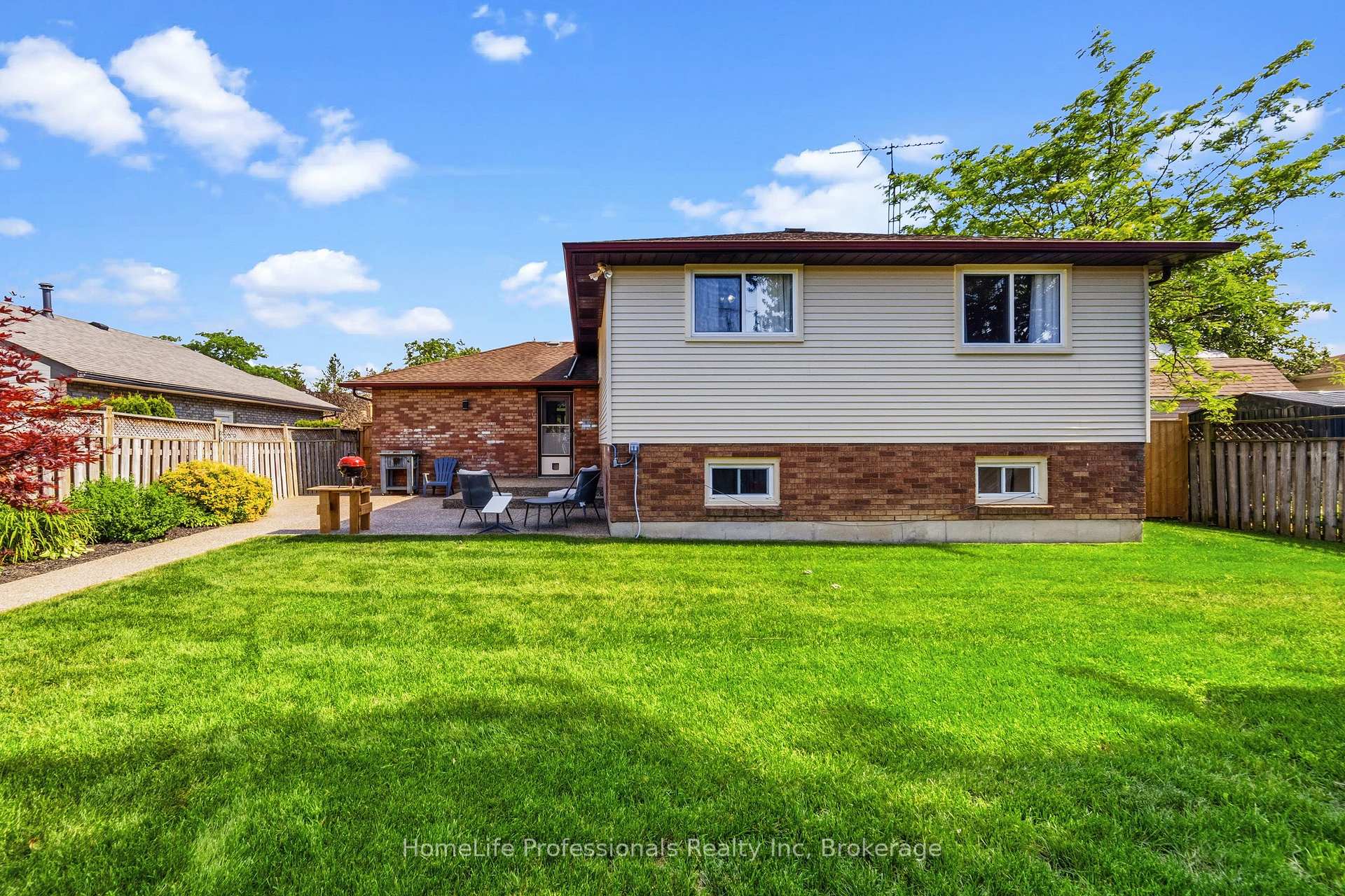 Photo 30 of 4 Ravine Crescent, Haldimand — HOMEH