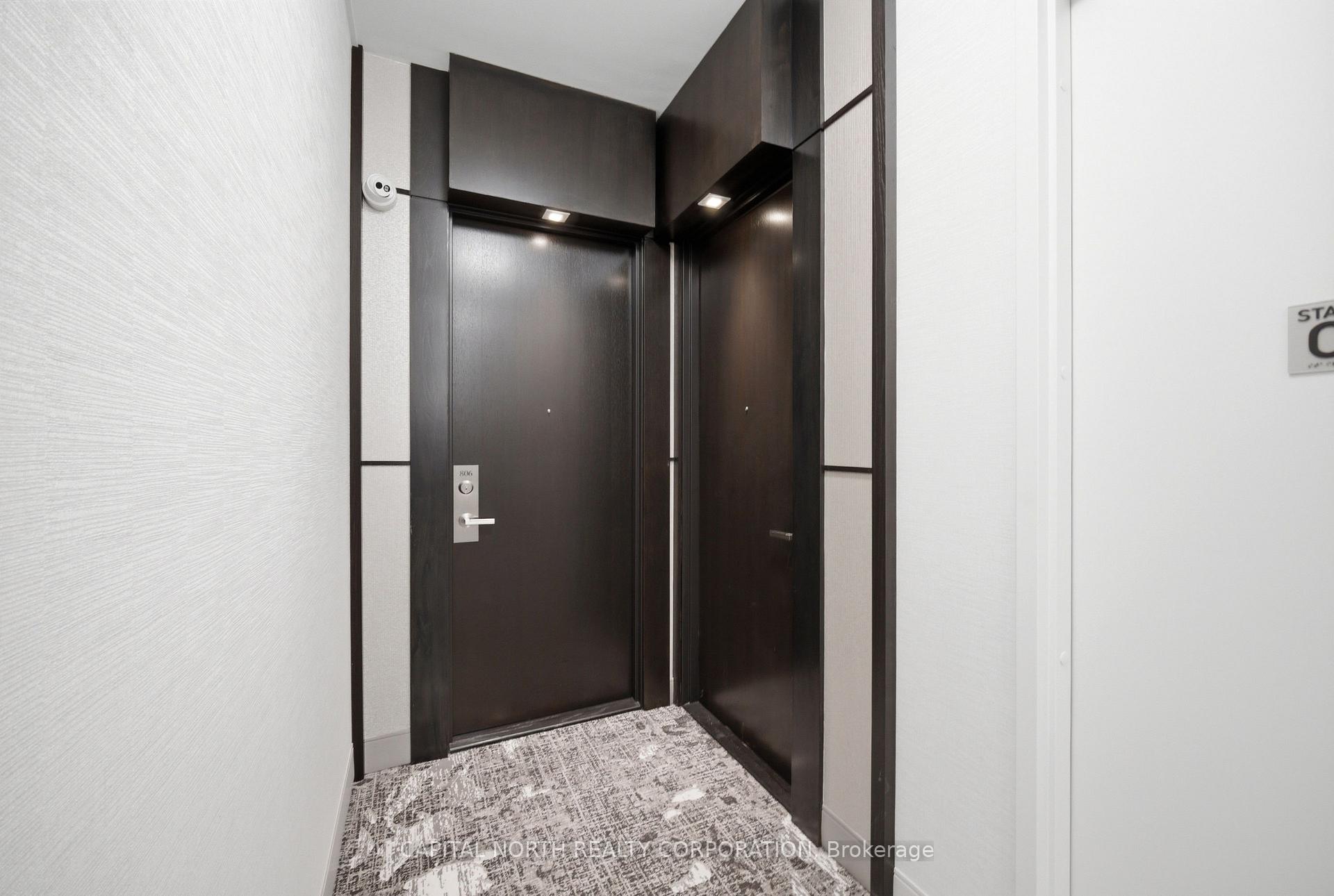 Photo 6 of Unit 804, 23 Glebe Road W, Toronto, Yonge-Eglinton — HOMEH