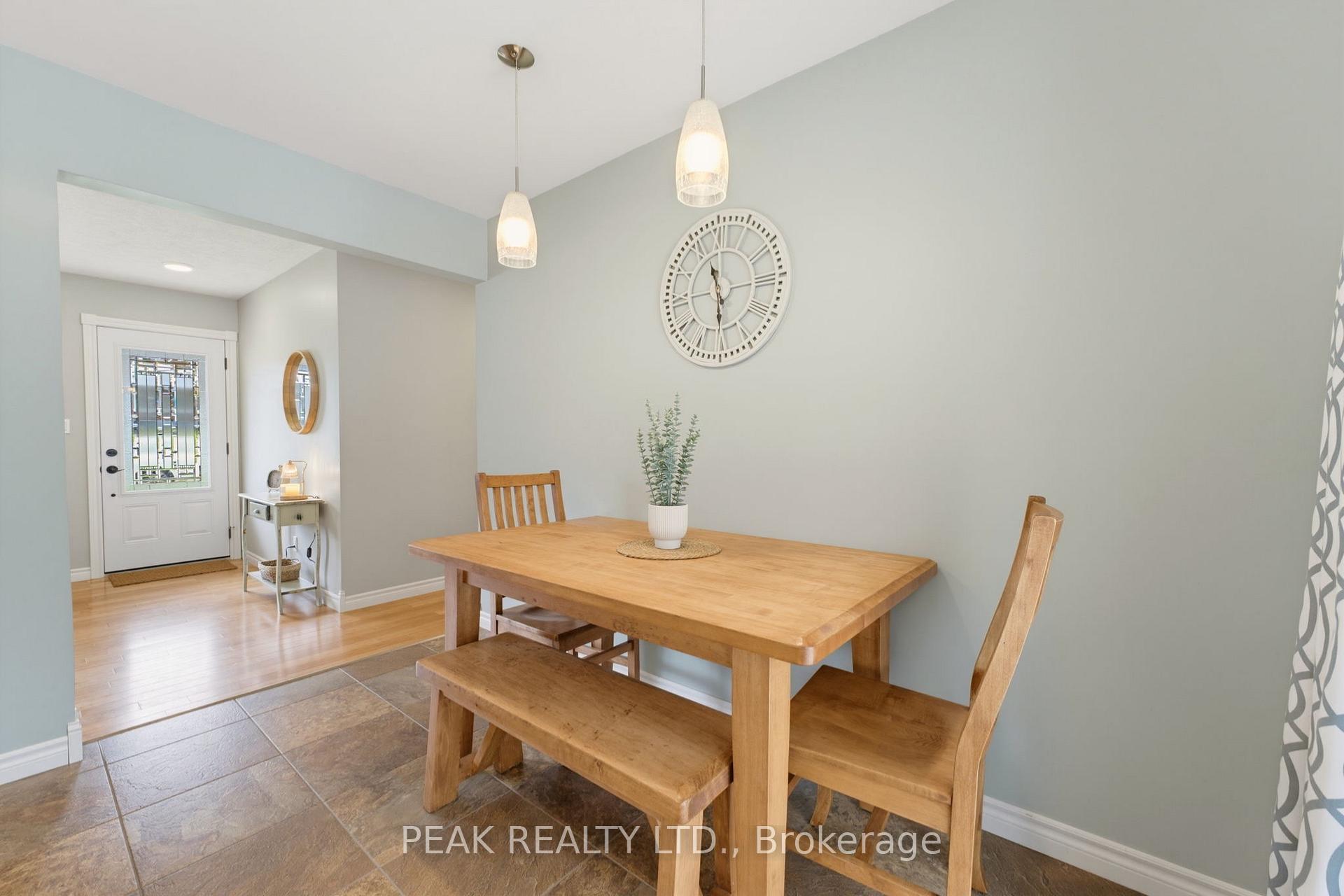 Photo 14 of 212 Elgin Street, Brockton — HOMEH