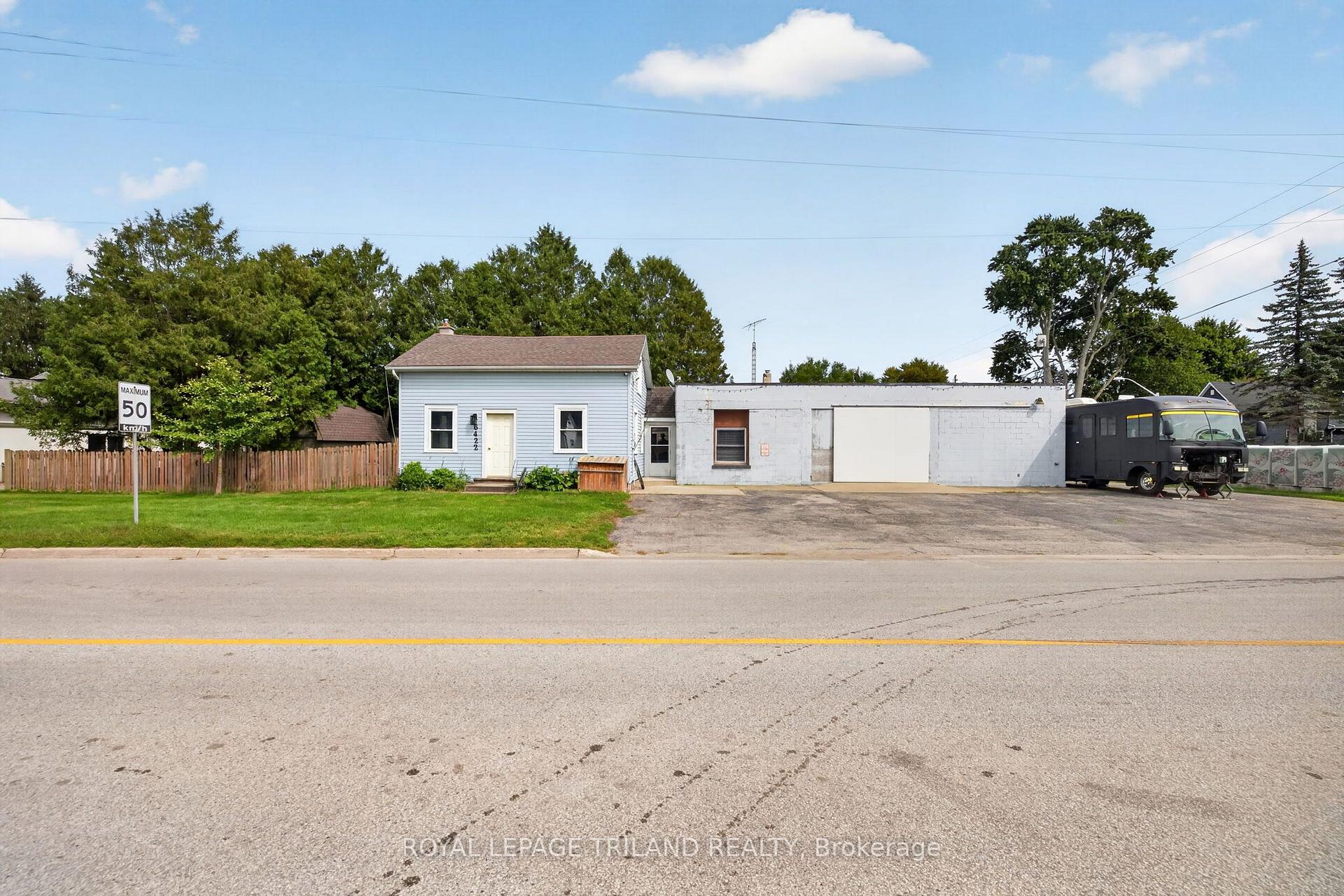 Photo 3 of 6422 Bradish Road, London, South A — HOMEH