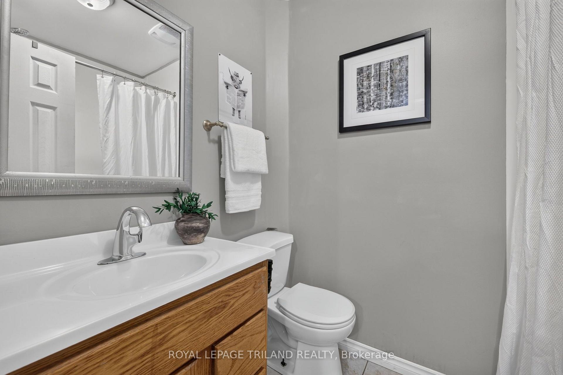 Photo 12 of 6422 Bradish Road, London, South A — HOMEH