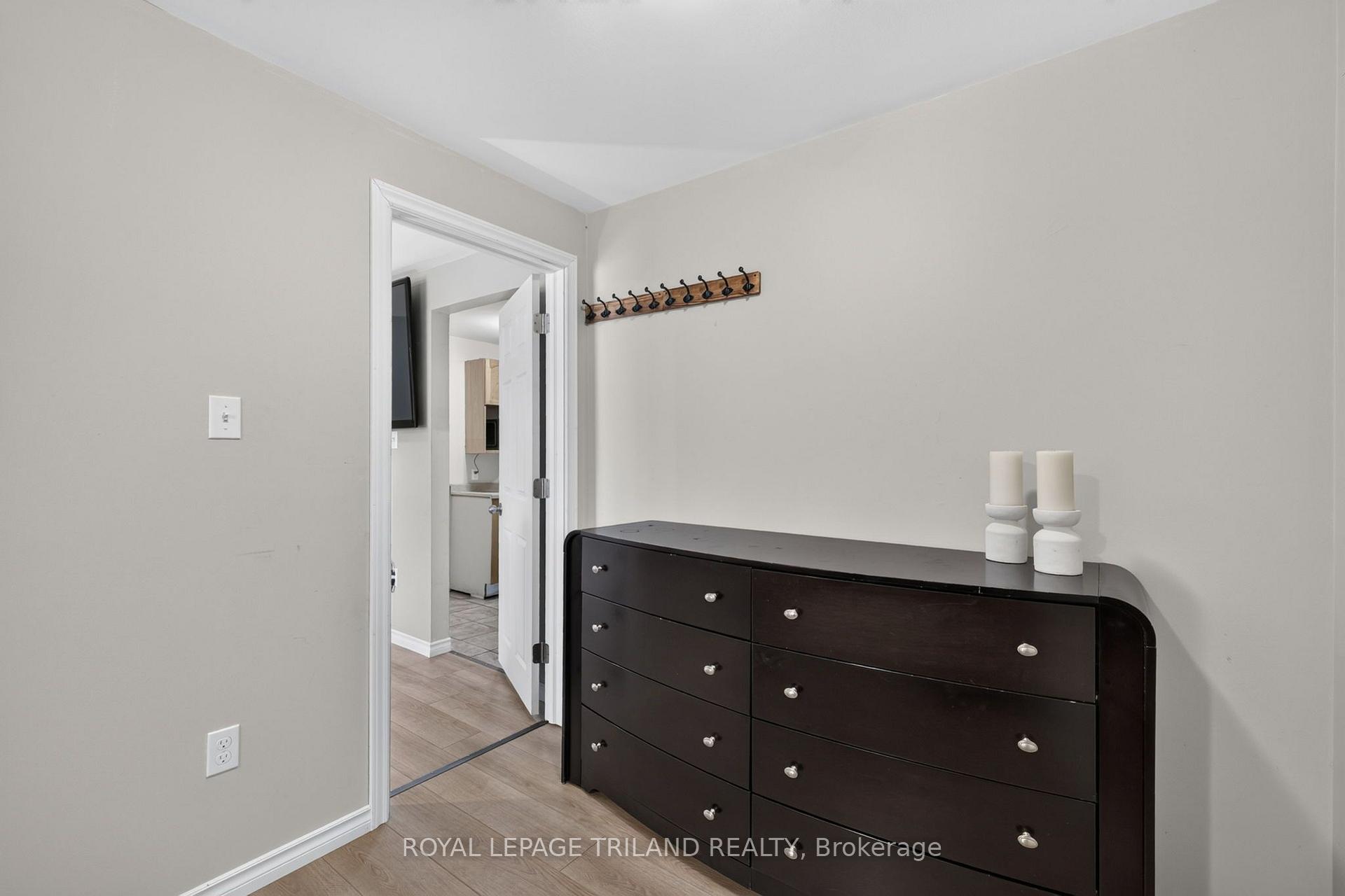 Photo 16 of 6422 Bradish Road, London, South A — HOMEH
