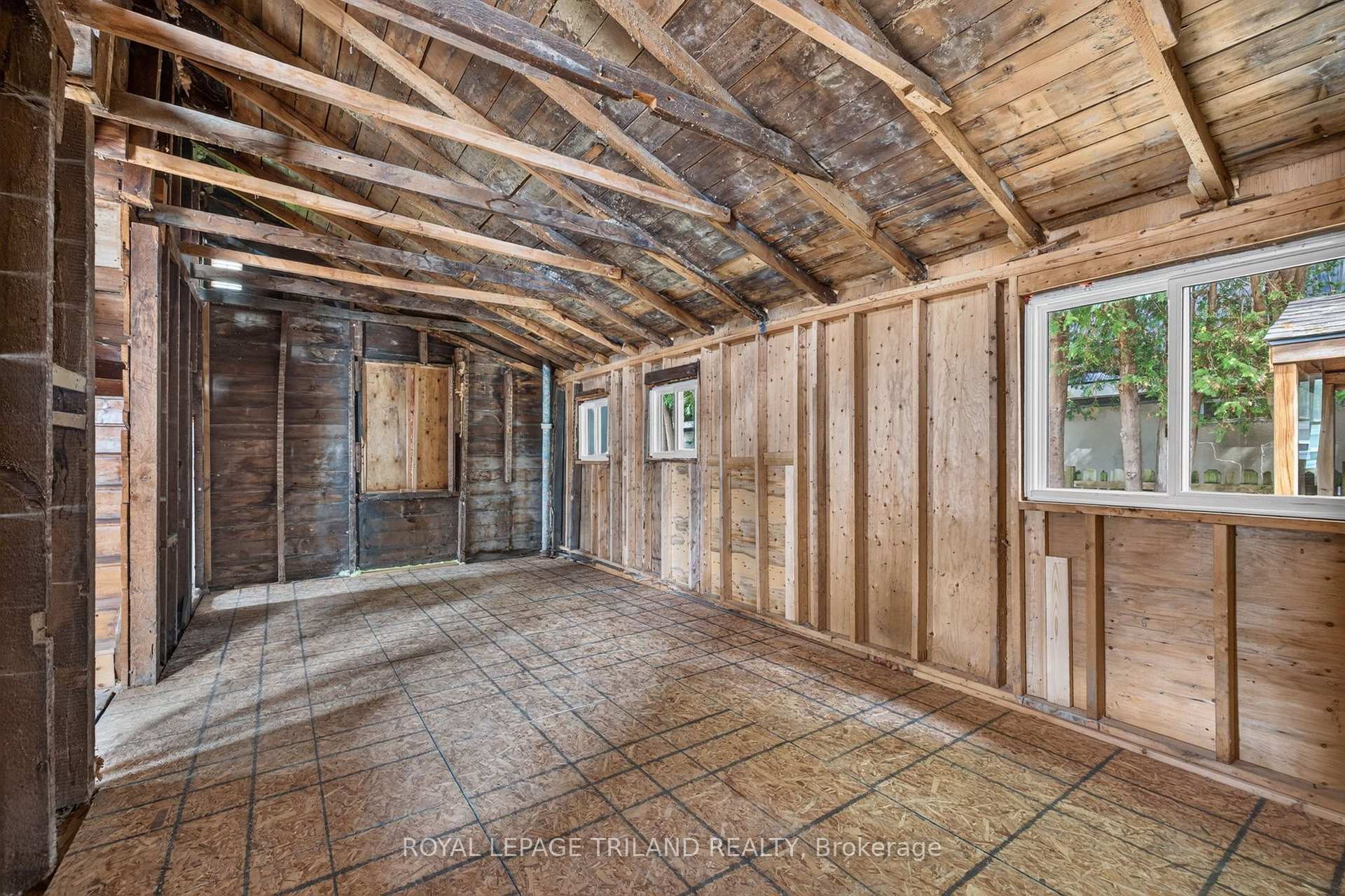 Photo 36 of 6422 Bradish Road, London, South A — HOMEH