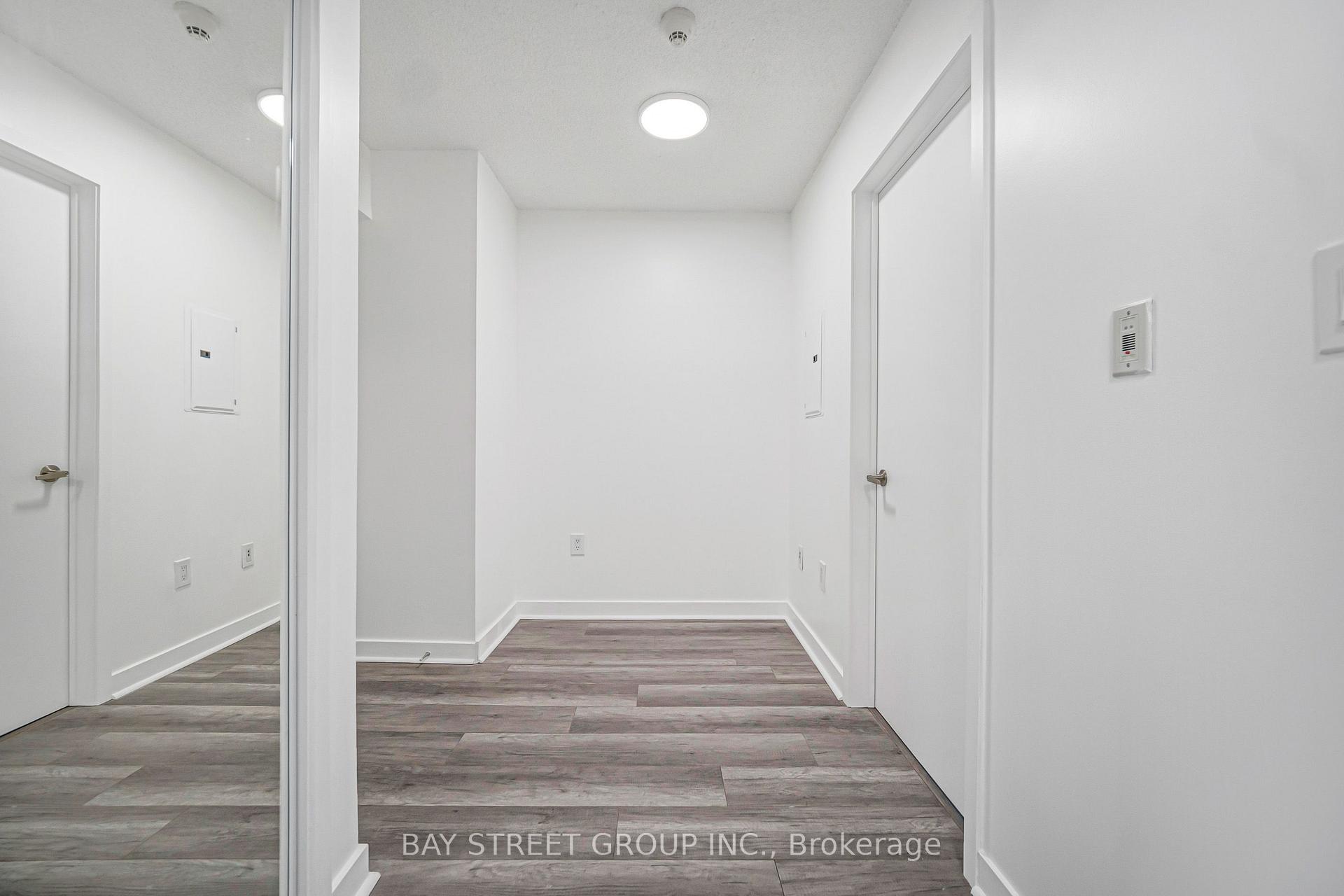 Photo 3 of Unit 816, 25 Telegram Mews, Toronto, Waterfront Communities — HOMEH