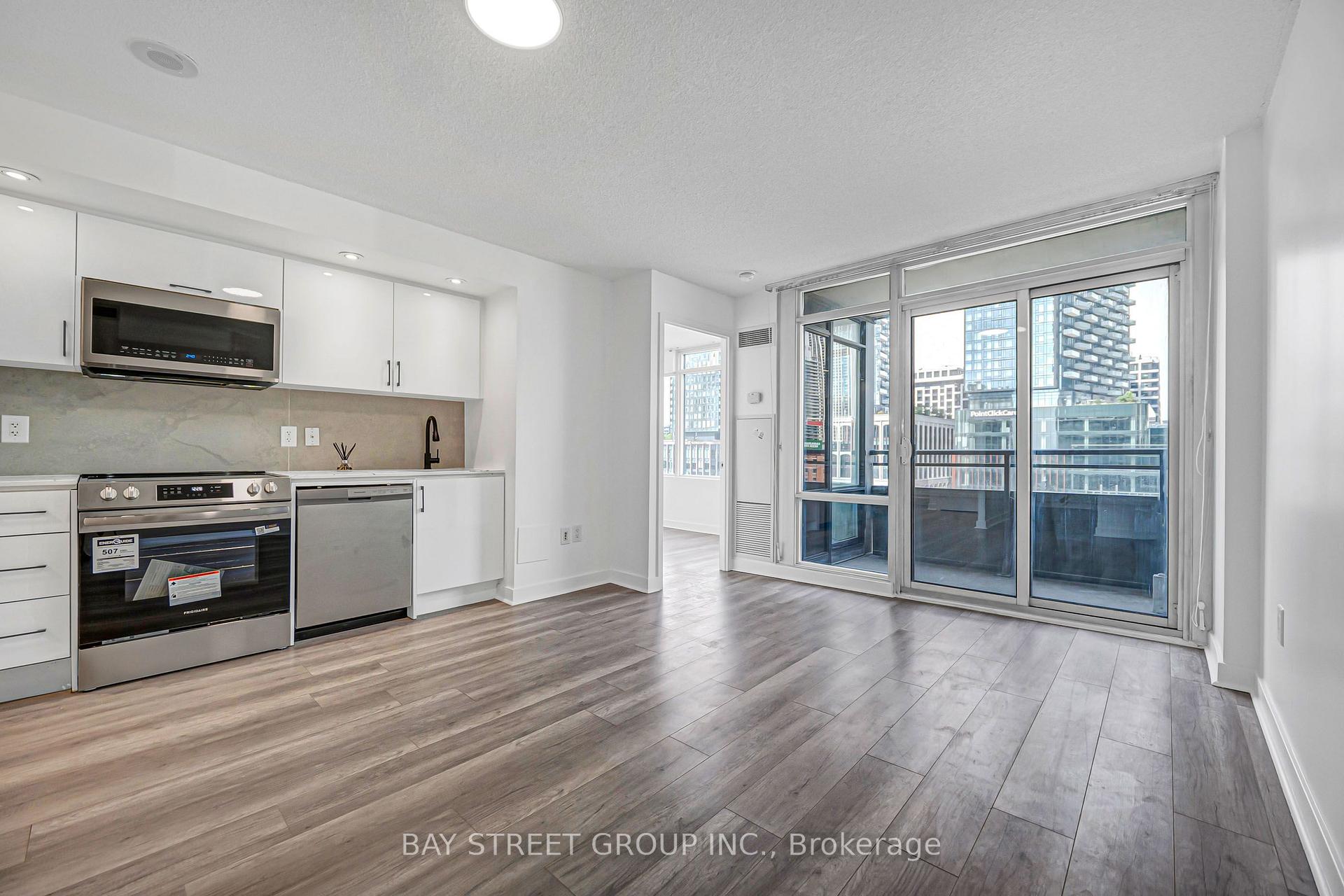 Photo 9 of Unit 816, 25 Telegram Mews, Toronto, Waterfront Communities — HOMEH