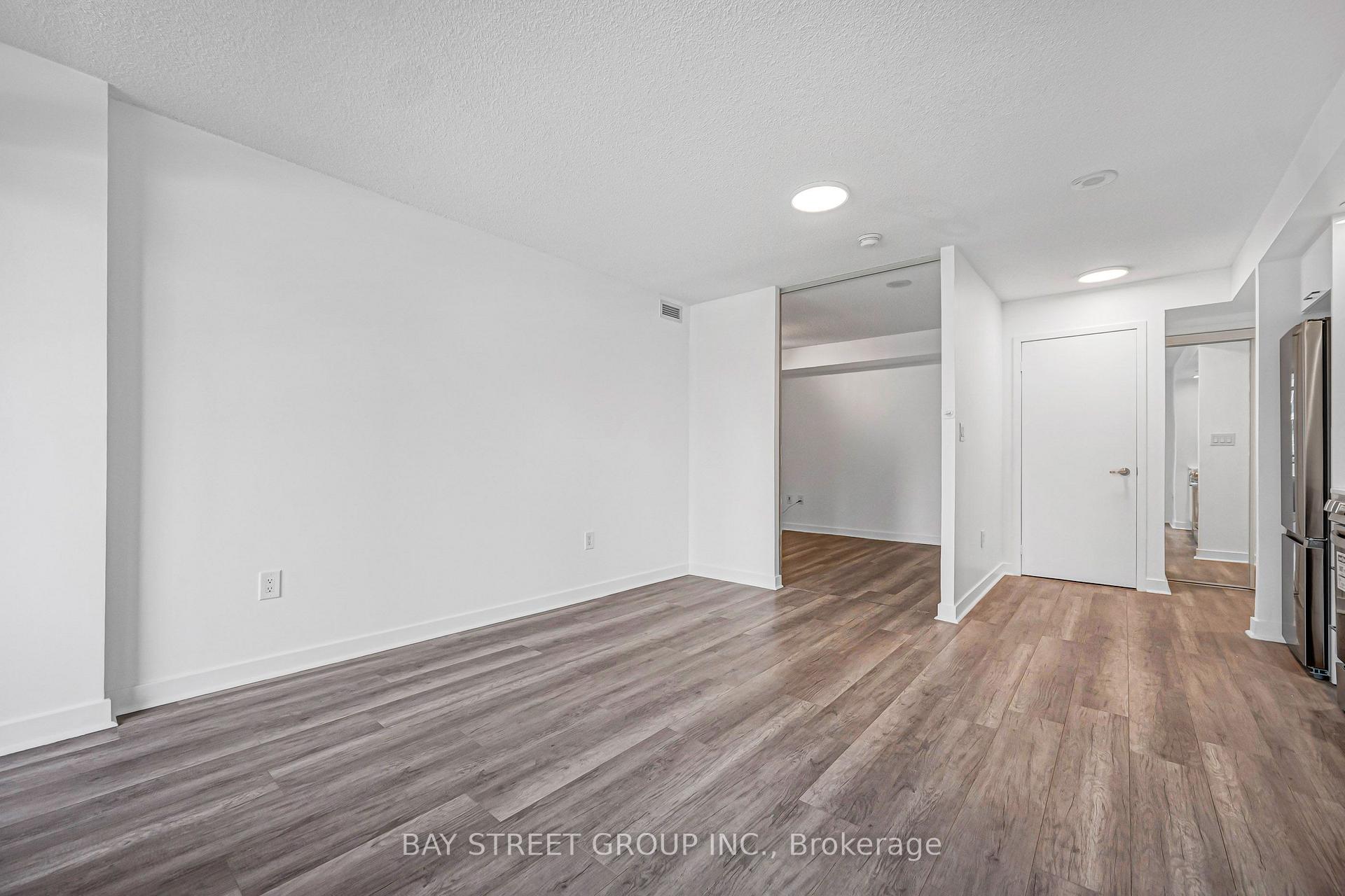 Photo 11 of Unit 816, 25 Telegram Mews, Toronto, Waterfront Communities — HOMEH