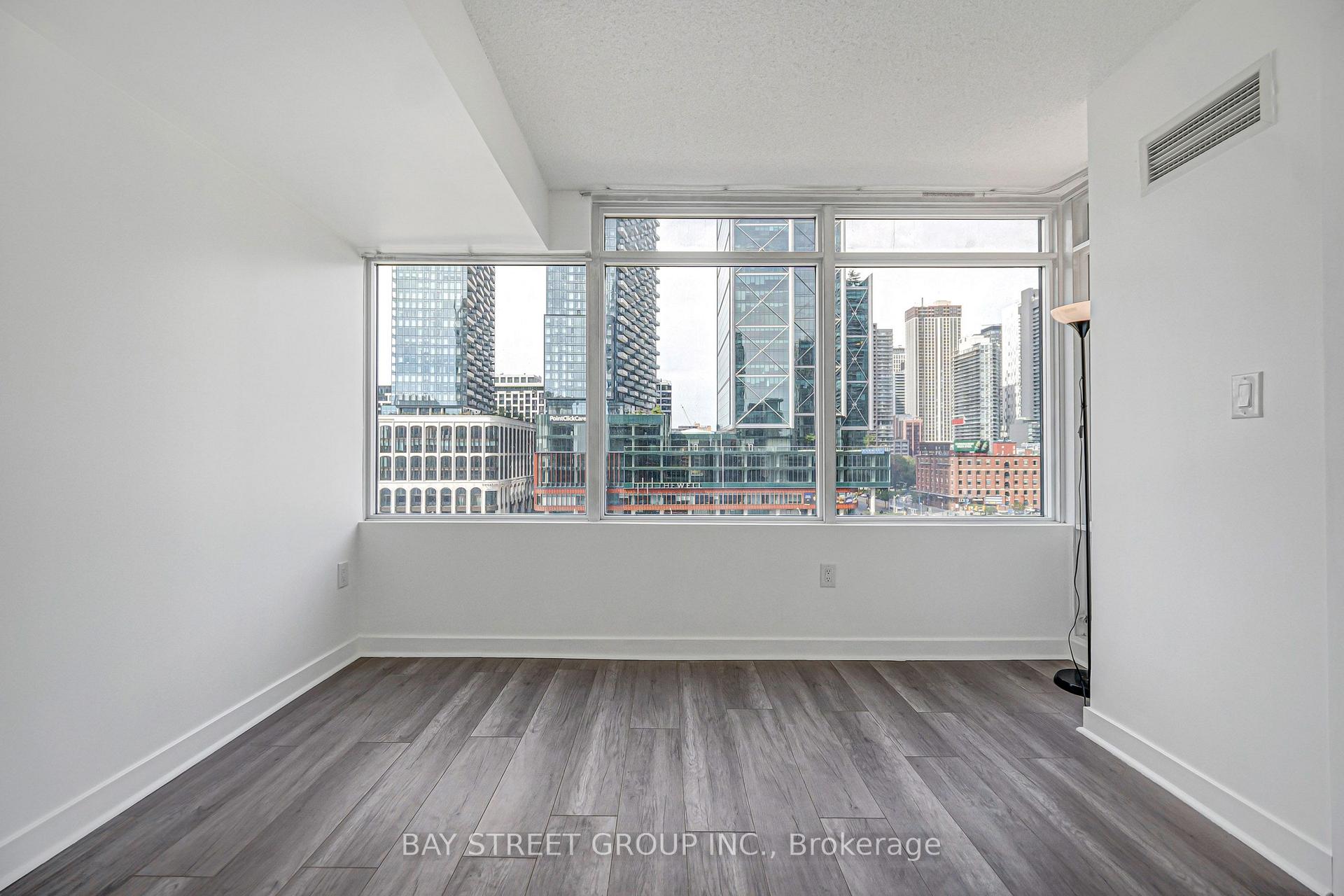 Photo 18 of Unit 816, 25 Telegram Mews, Toronto, Waterfront Communities — HOMEH