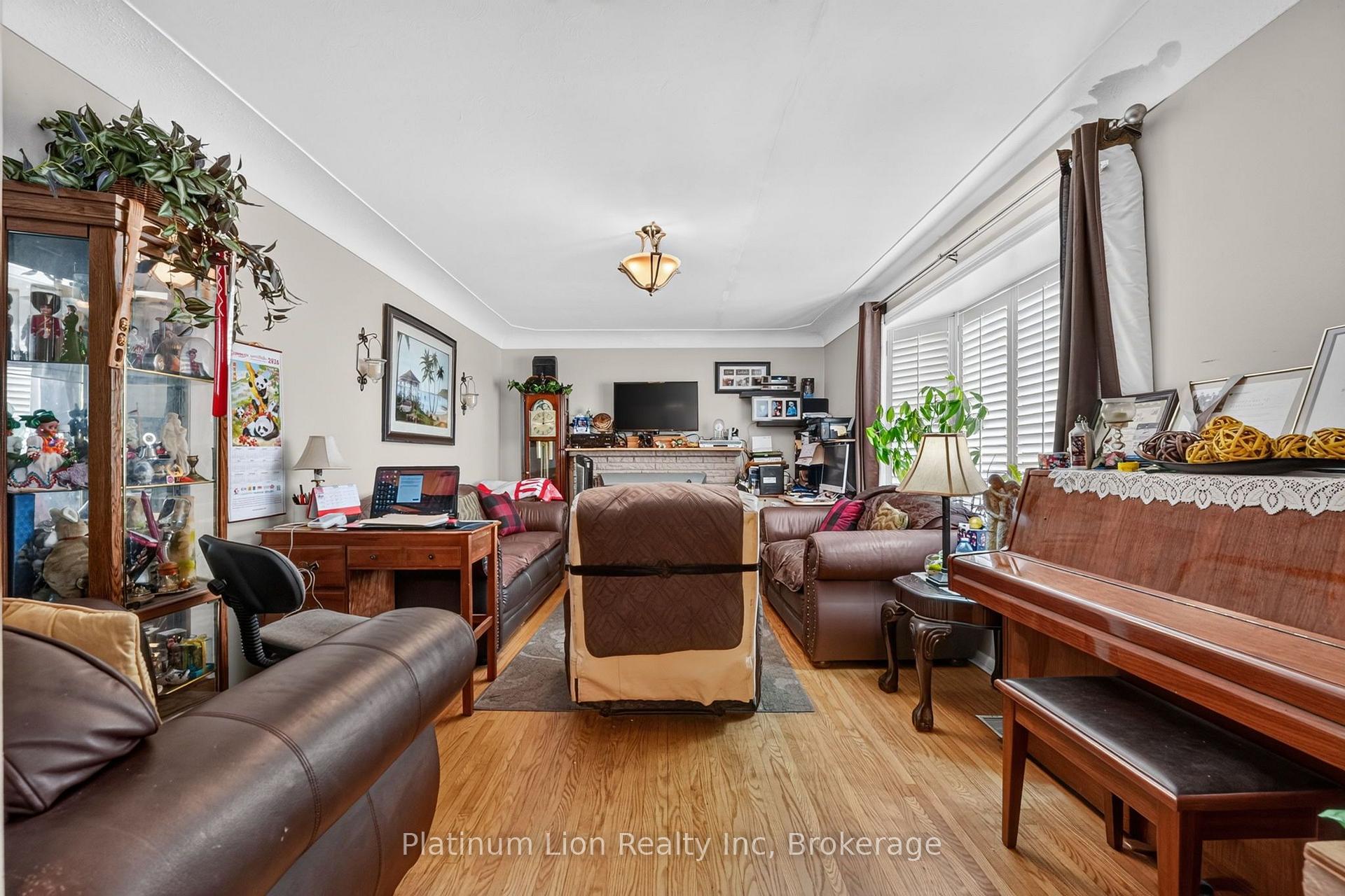 Photo 10 of 121 Panin Road, Burlington, Grindstone — HOMEH