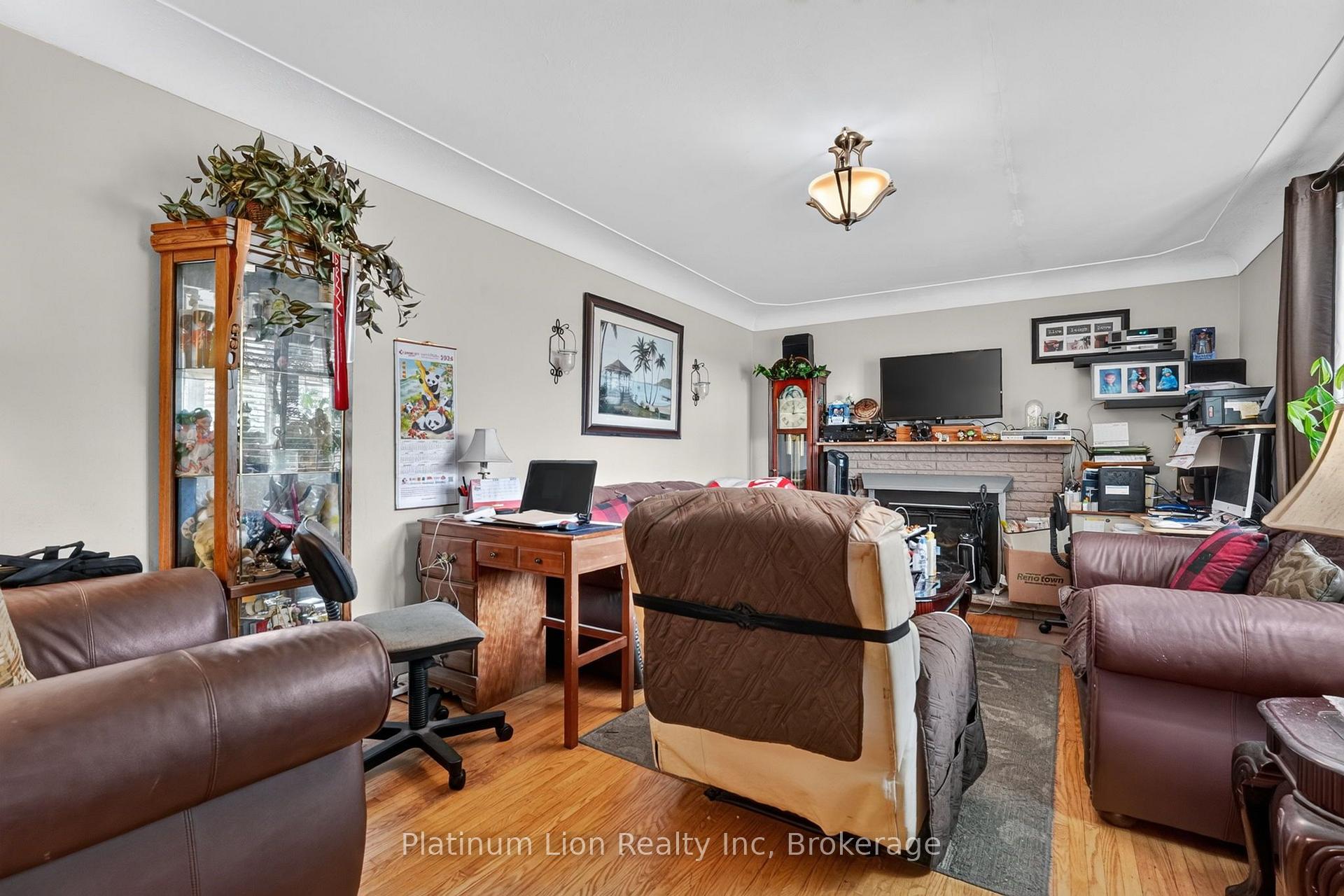 Photo 11 of 121 Panin Road, Burlington, Grindstone — HOMEH