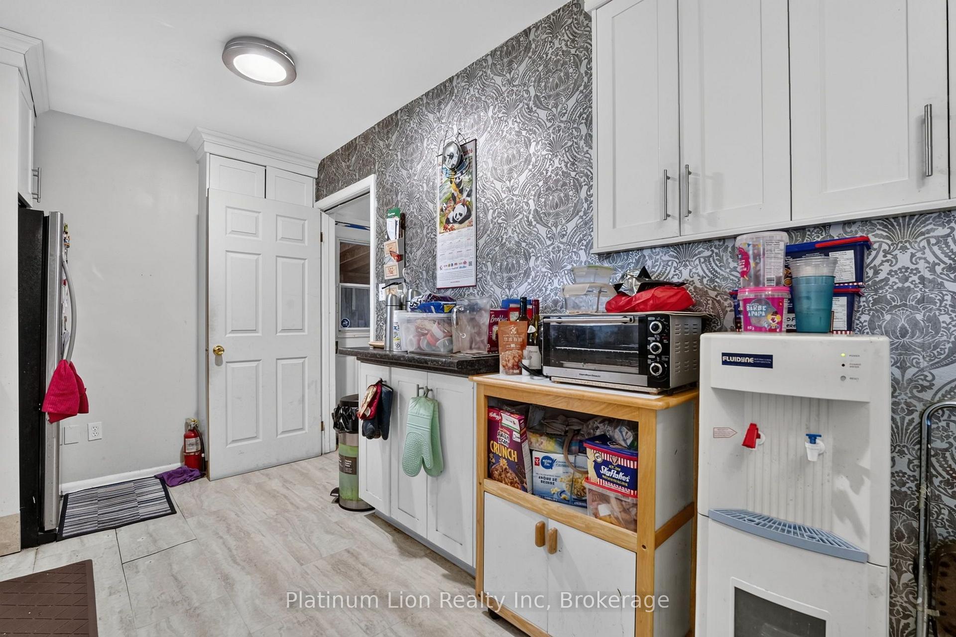 Photo 17 of 121 Panin Road, Burlington, Grindstone — HOMEH