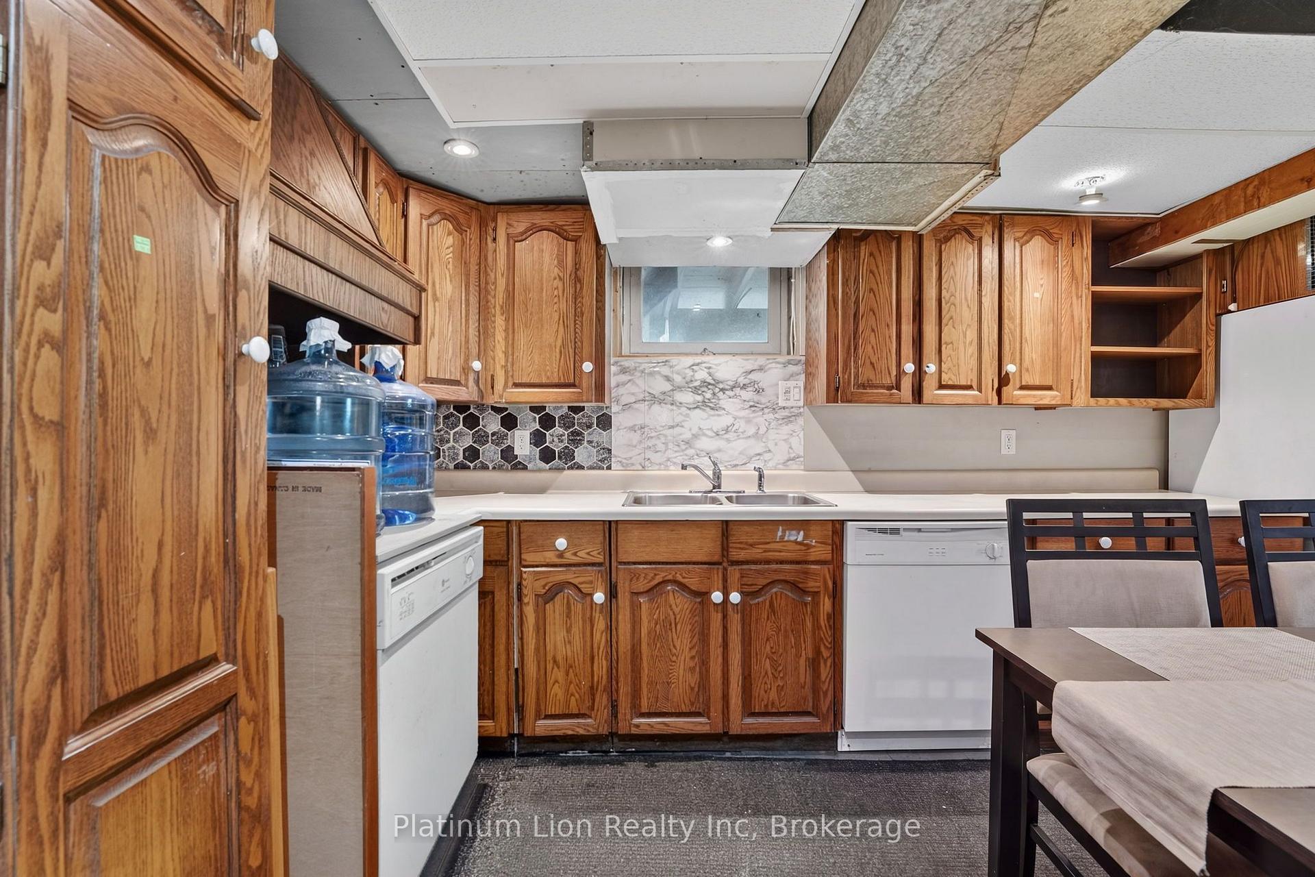 Photo 30 of 121 Panin Road, Burlington, Grindstone — HOMEH