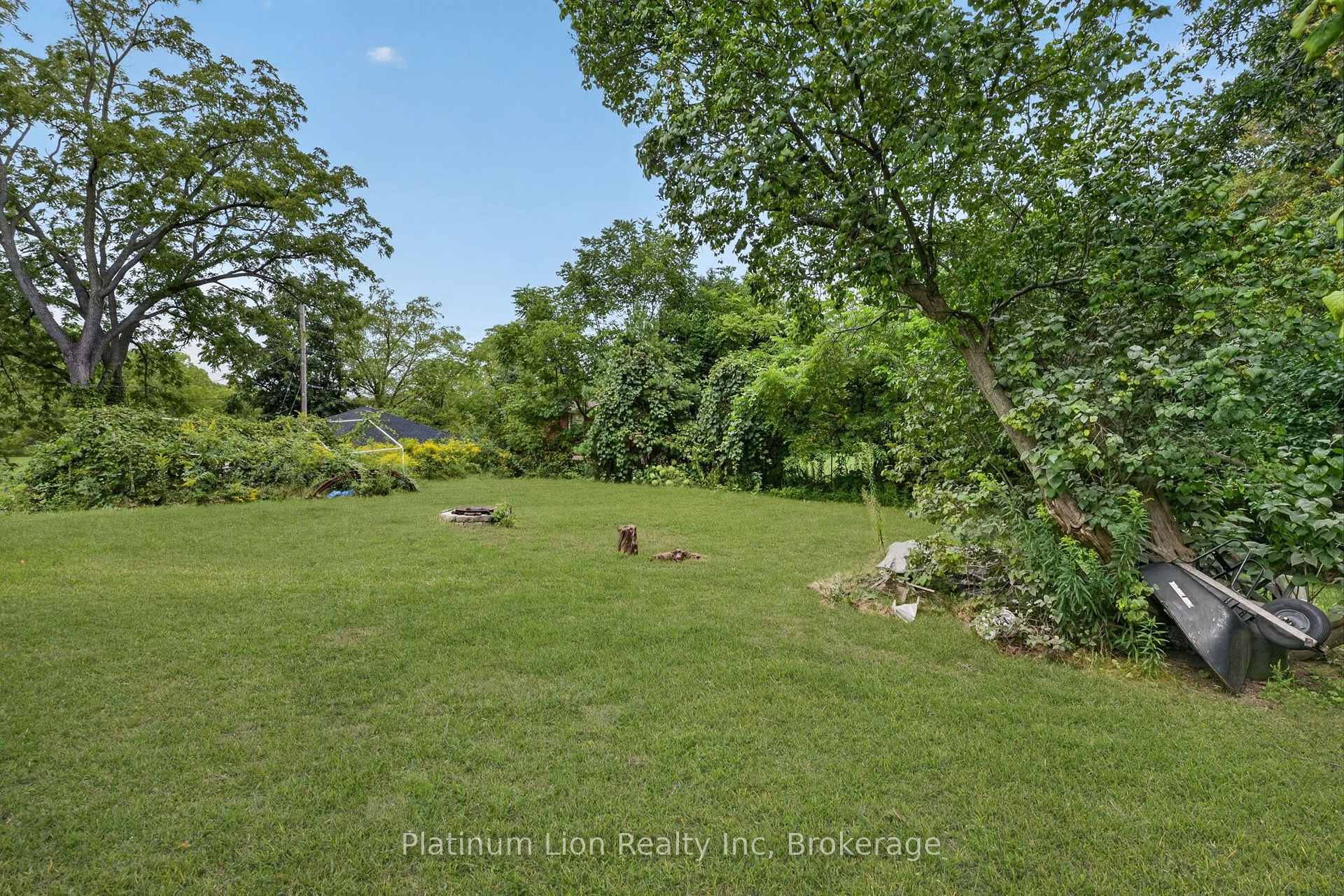 Photo 42 of 121 Panin Road, Burlington, Grindstone — HOMEH