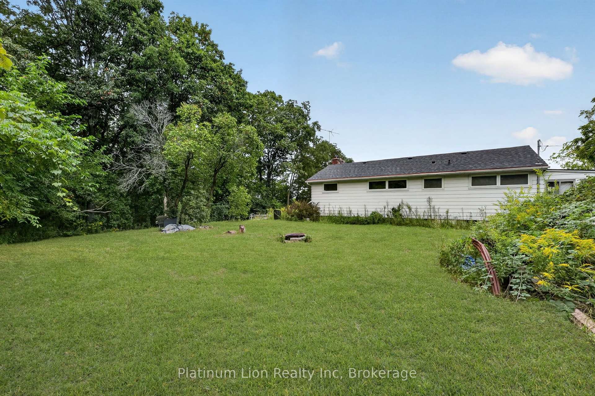 Photo 44 of 121 Panin Road, Burlington, Grindstone — HOMEH