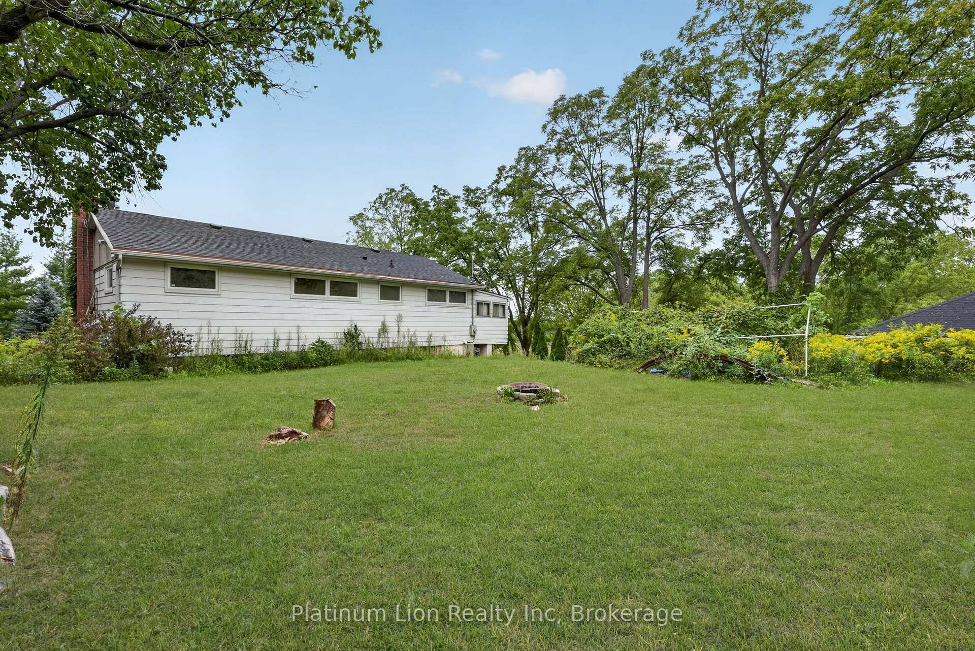Photo 43 of 121 Panin Road, Burlington, Grindstone — HOMEH