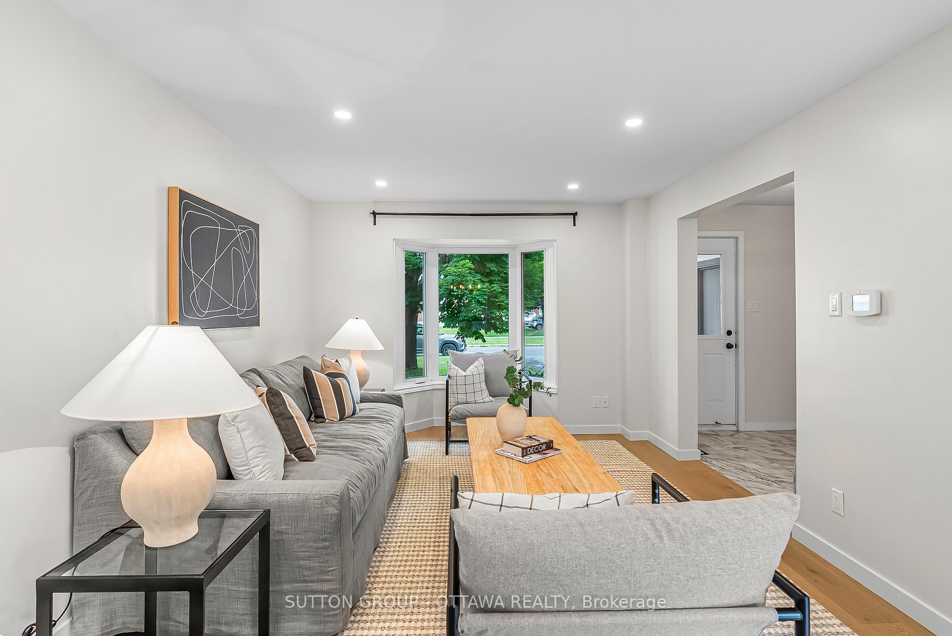 Photo 5 of 6651 Tooney Drive, Ottawa, Orleans/Sunridge — HOMEH