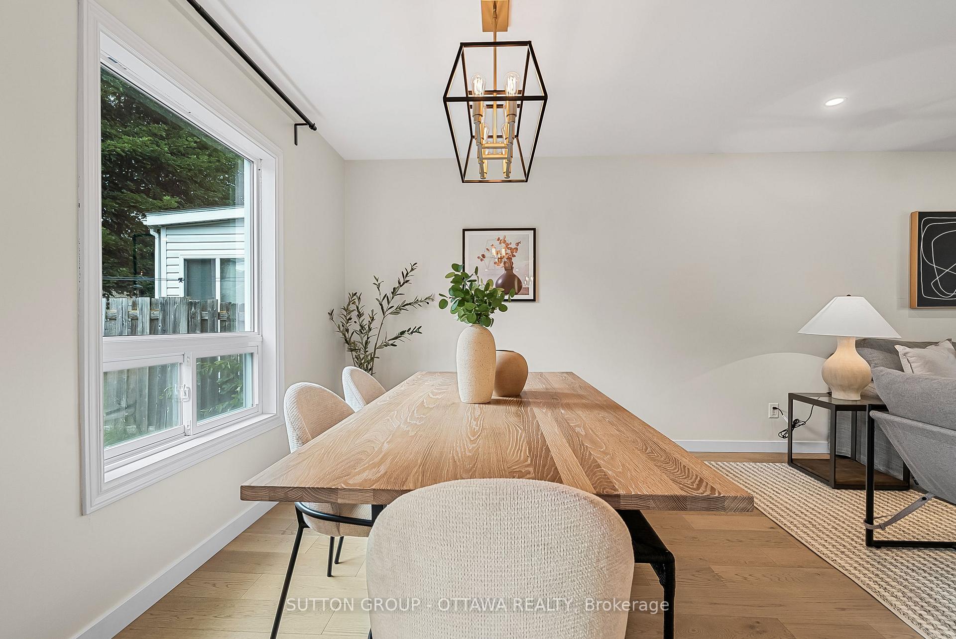 Photo 8 of 6651 Tooney Drive, Ottawa, Orleans/Sunridge — HOMEH