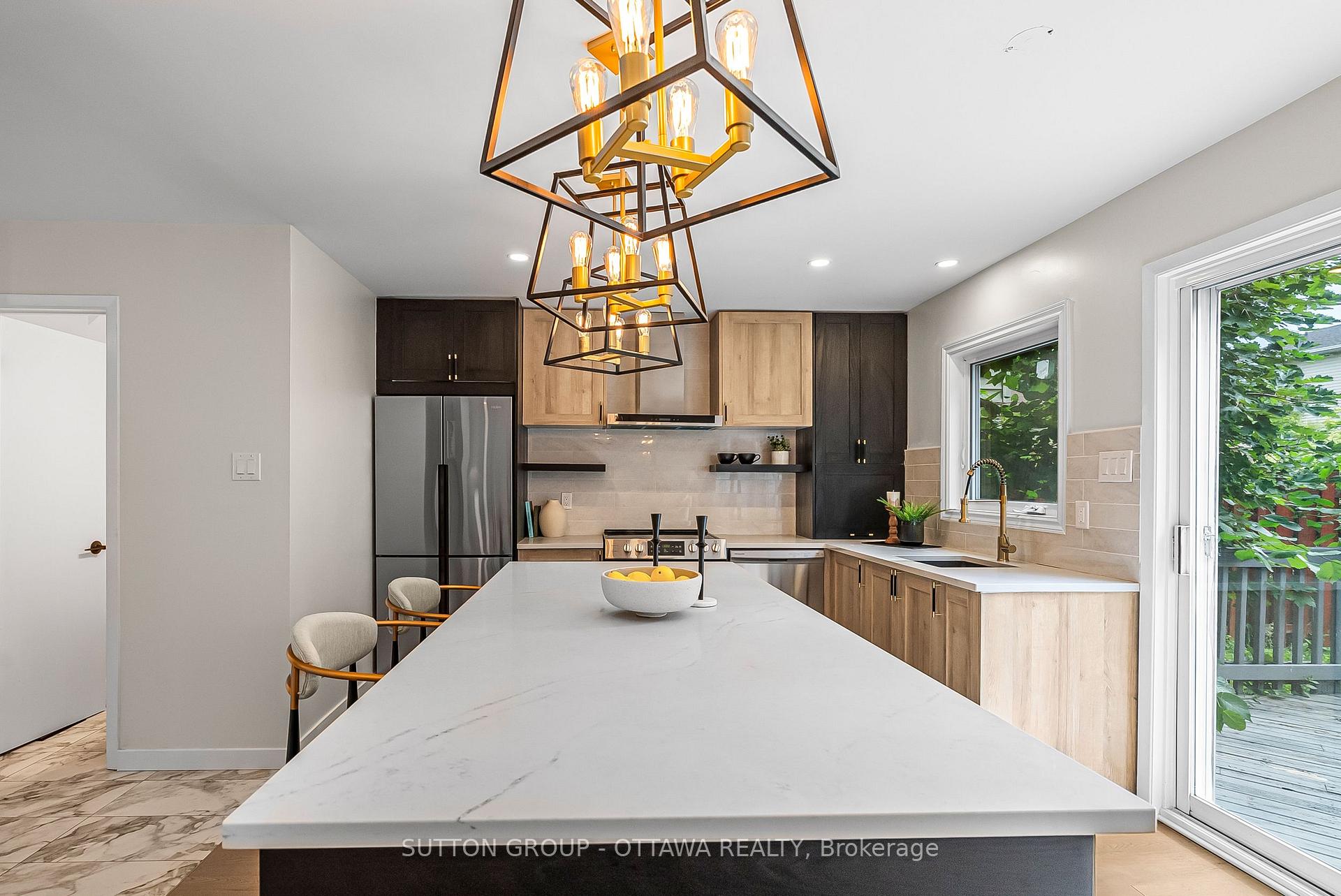 Photo 10 of 6651 Tooney Drive, Ottawa, Orleans/Sunridge — HOMEH