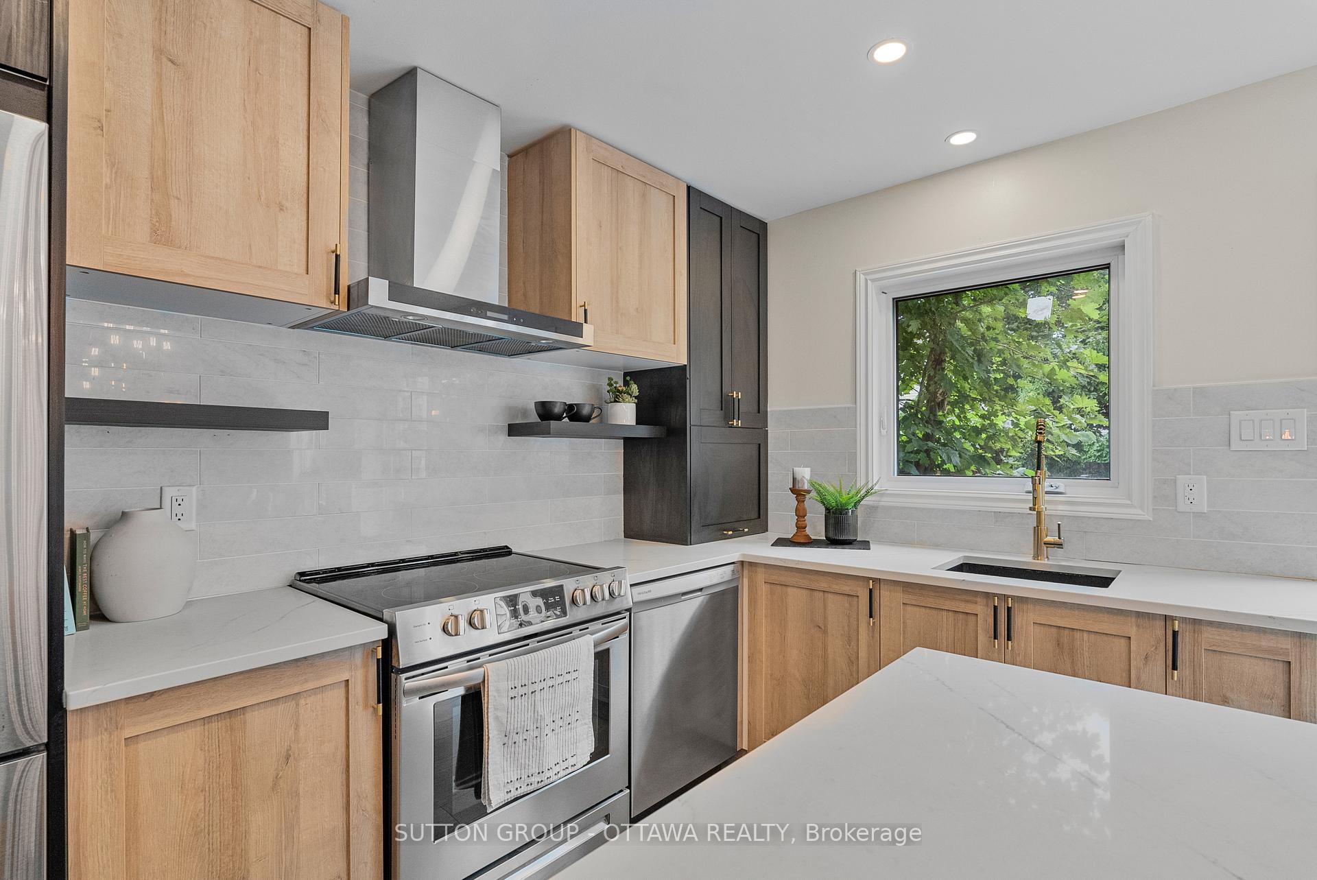 Photo 13 of 6651 Tooney Drive, Ottawa, Orleans/Sunridge — HOMEH