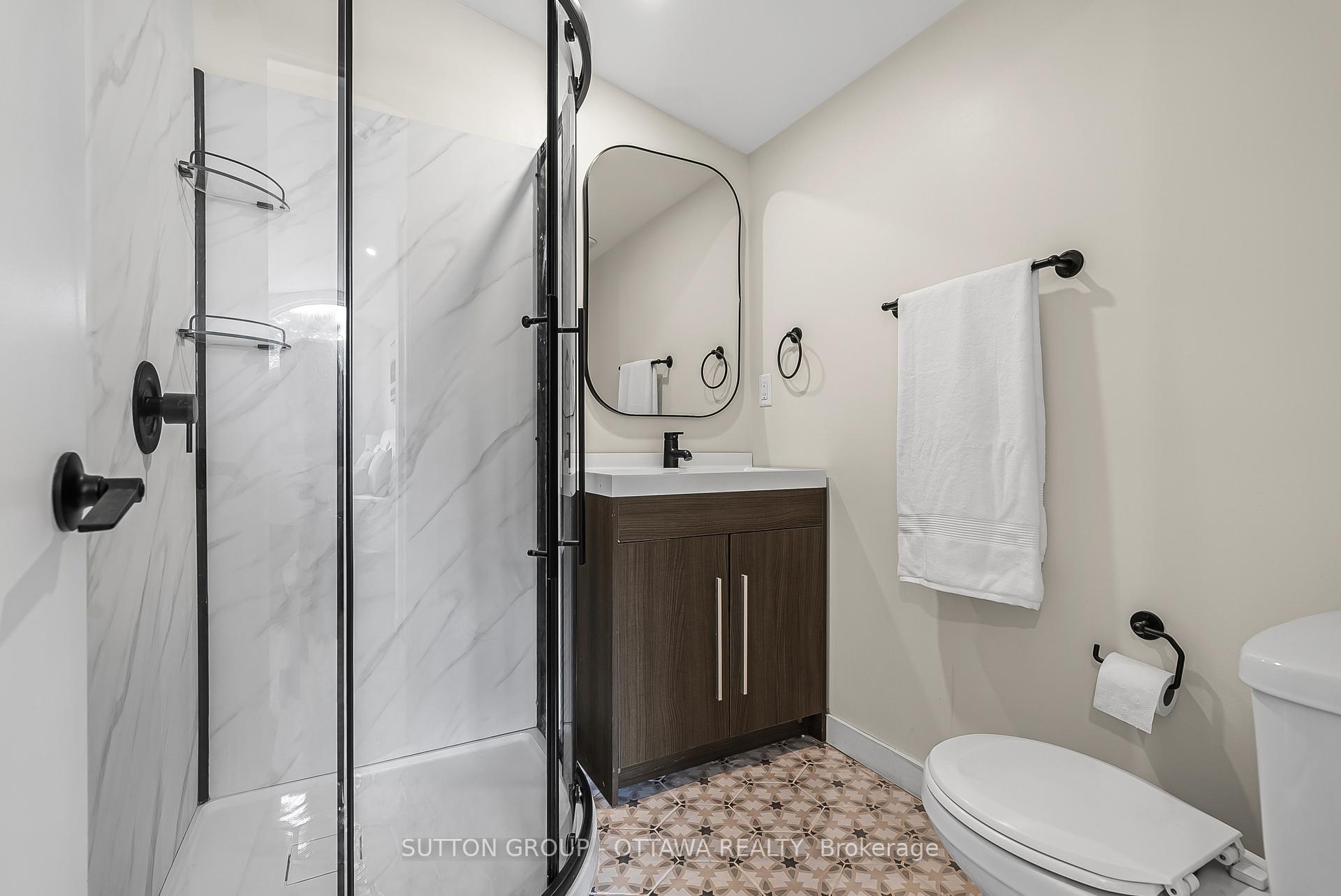 Photo 18 of 6651 Tooney Drive, Ottawa, Orleans/Sunridge — HOMEH