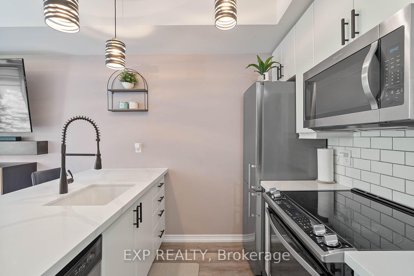 Photo 6 of Unit 89, 30 Fieldway Road, Etobicoke, Islington-City Centre West — HOMEH