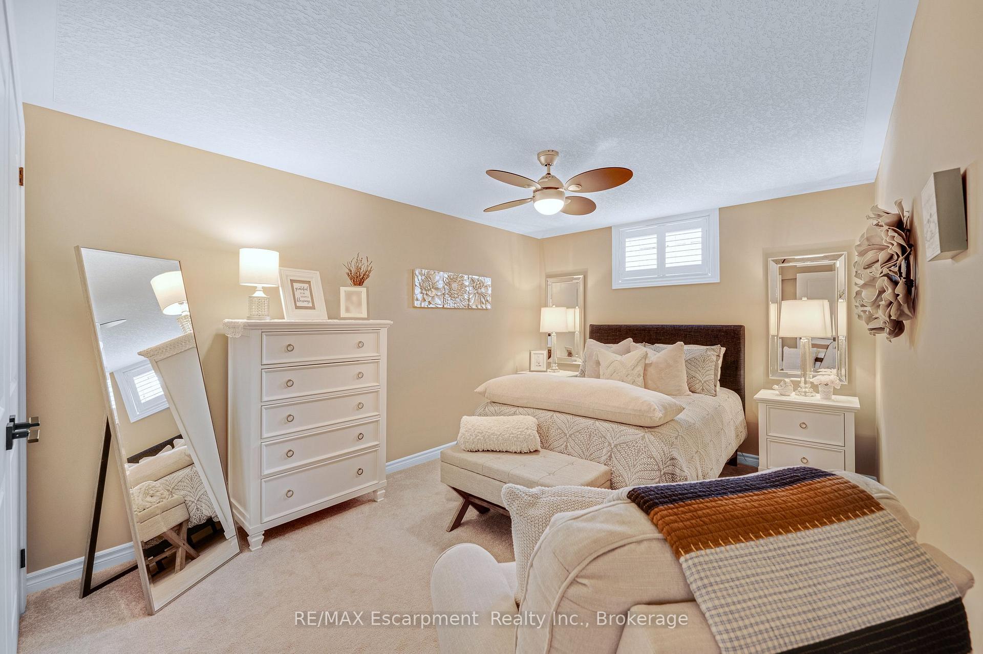 Photo 30 of Unit 24, 30 Cedar Street, Brant, Paris — HOMEH