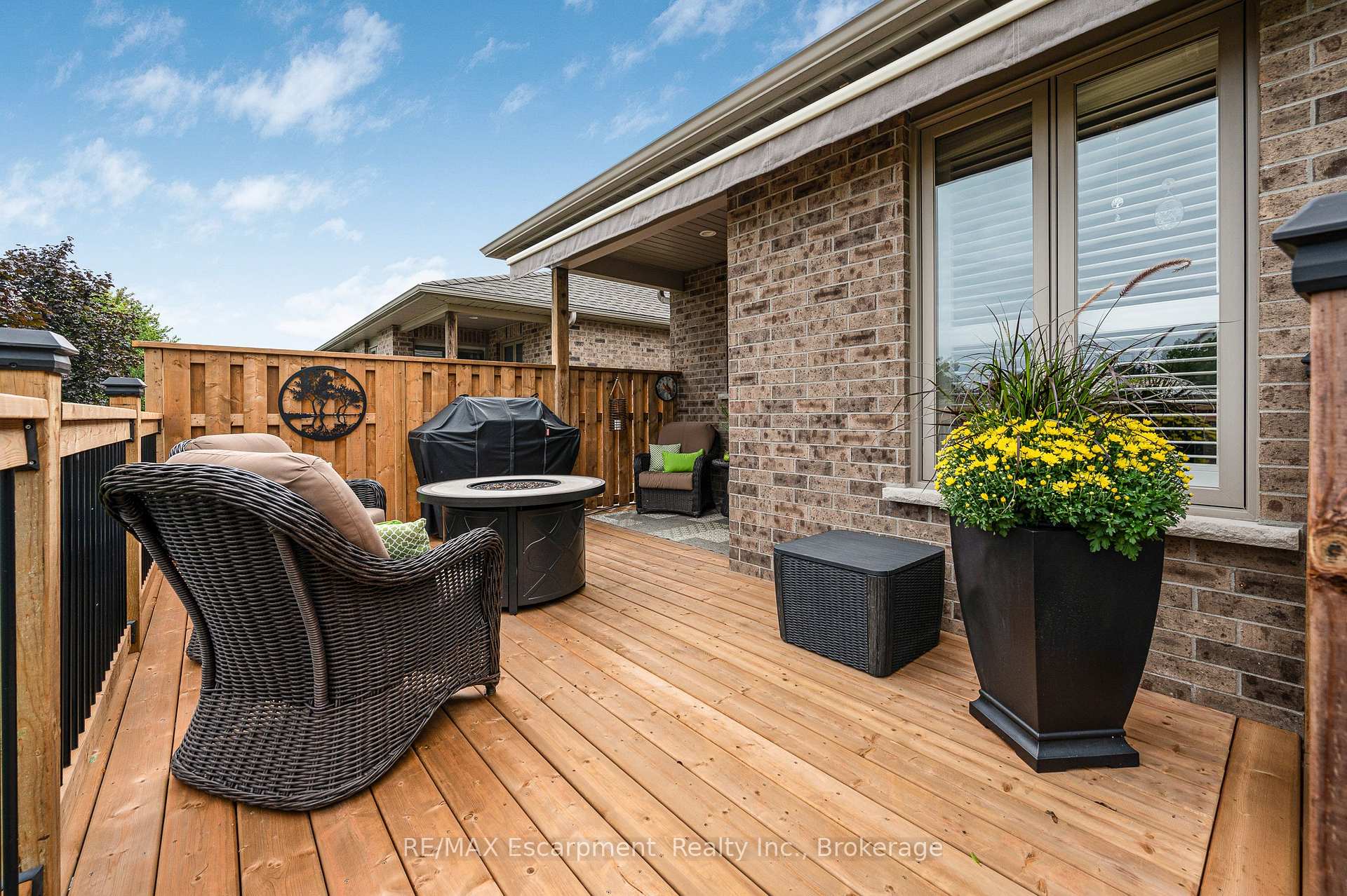 Photo 34 of Unit 24, 30 Cedar Street, Brant, Paris — HOMEH